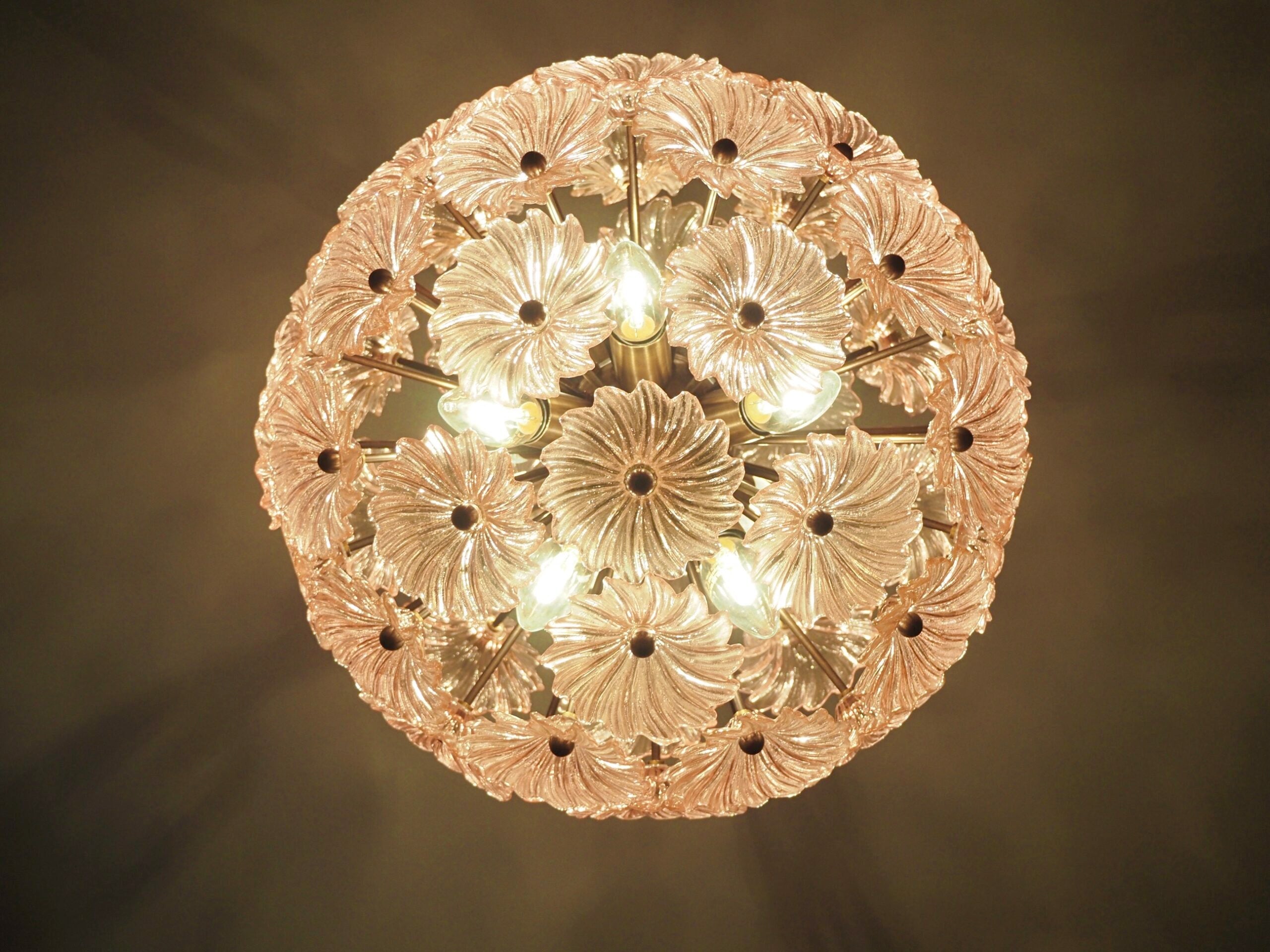 Murano Lysekrone – 51 Rosa Tusenfrydglass – detalj 5 – Murano Classics