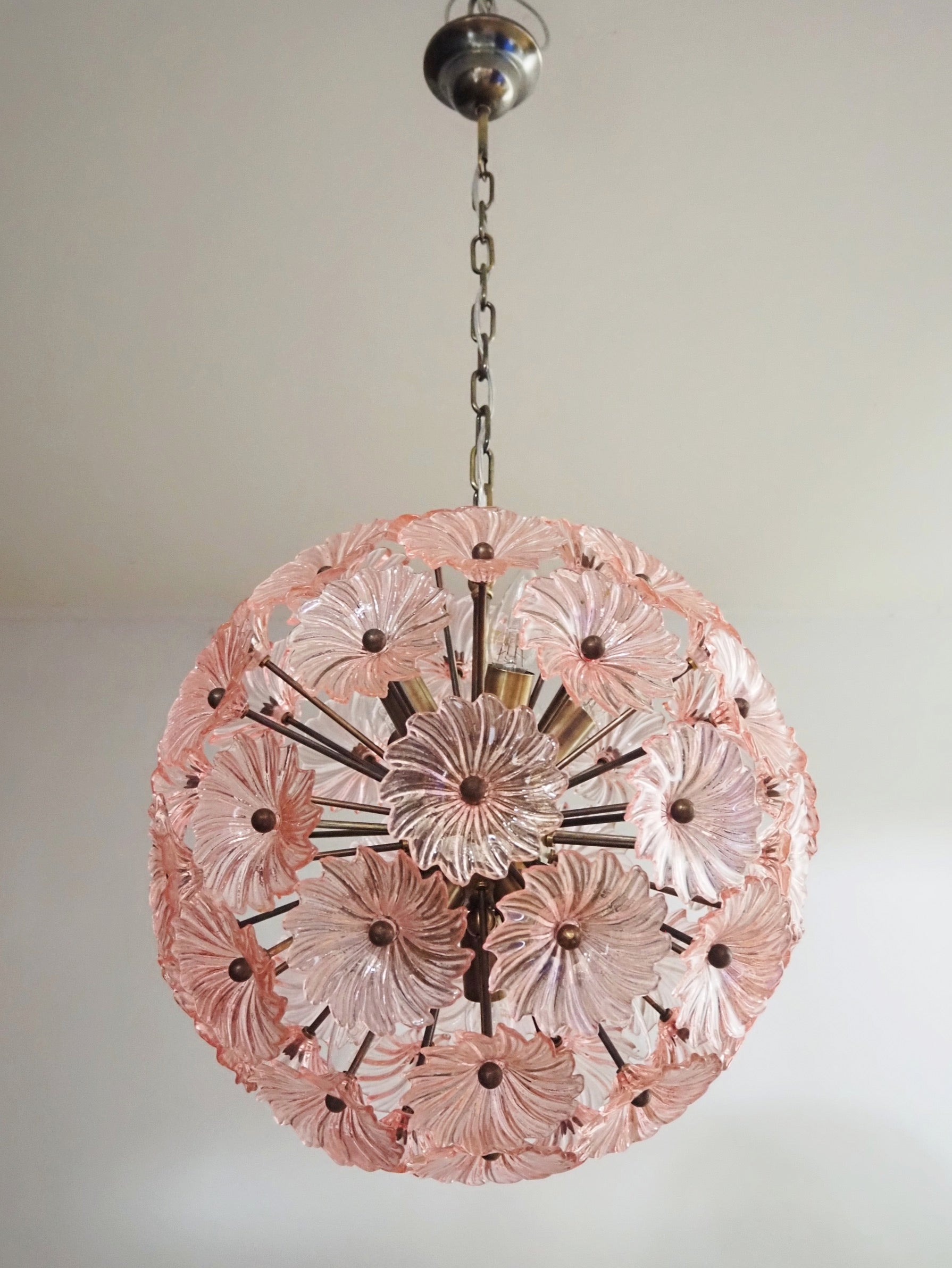Murano Lysekrone – 51 Rosa Tusenfrydglass – detalj 8 – Murano Classics
