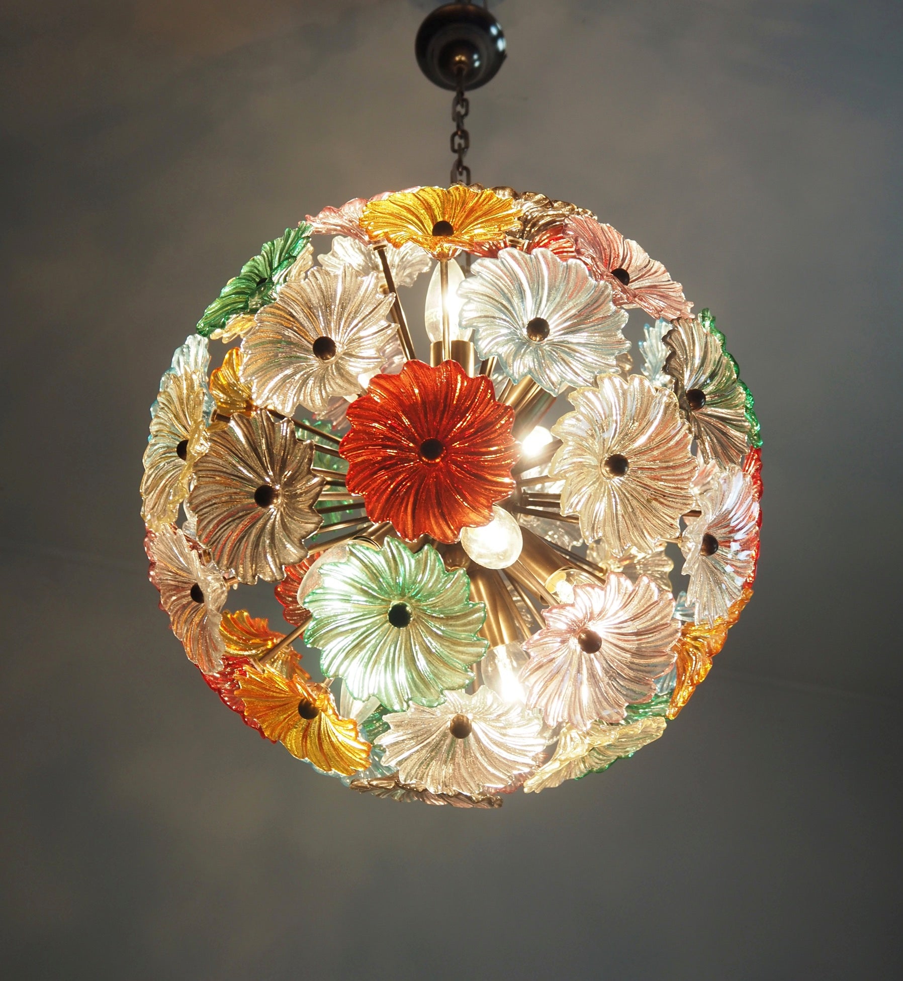 Murano Lysekrone – 51 Multifarge Tusenfrydglass – detalj 6 – Murano Classics
