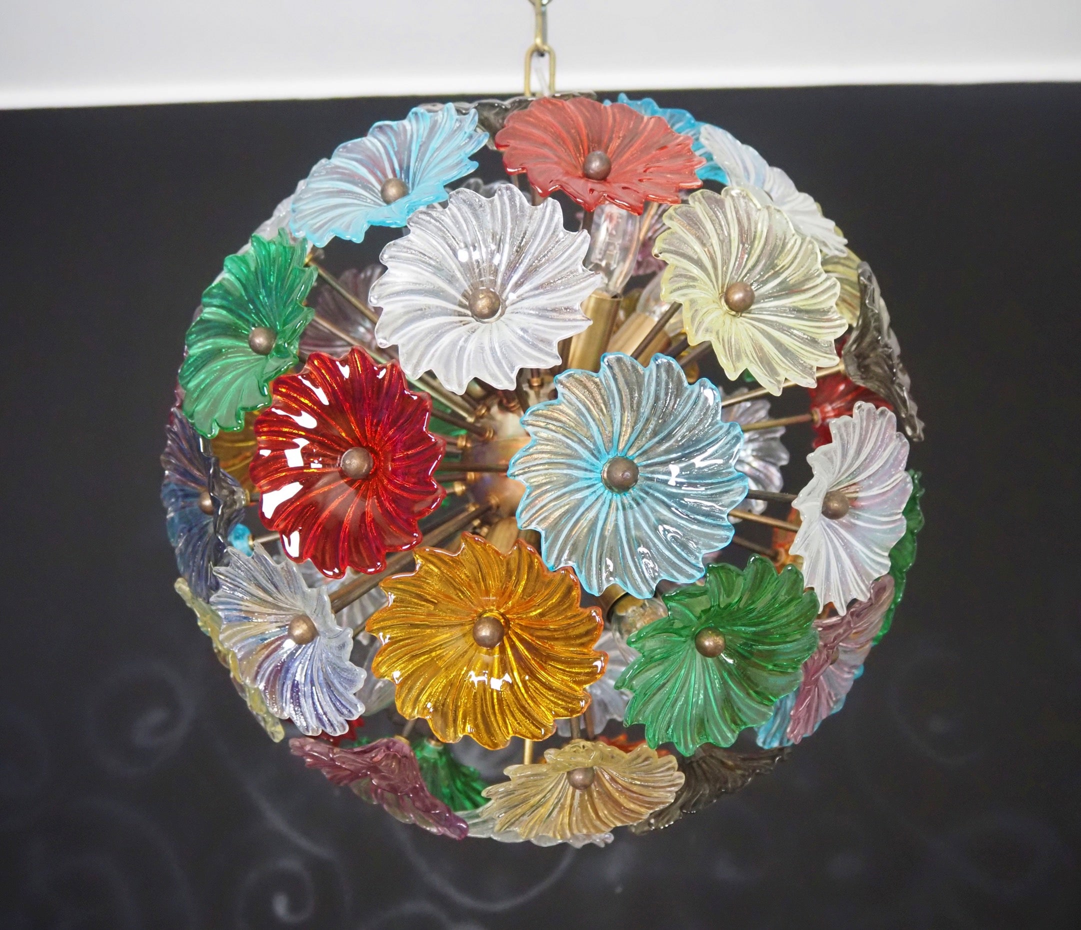 Murano Lysekrone – 51 Multifarge Tusenfrydglass – detalj 5 – Murano Classics