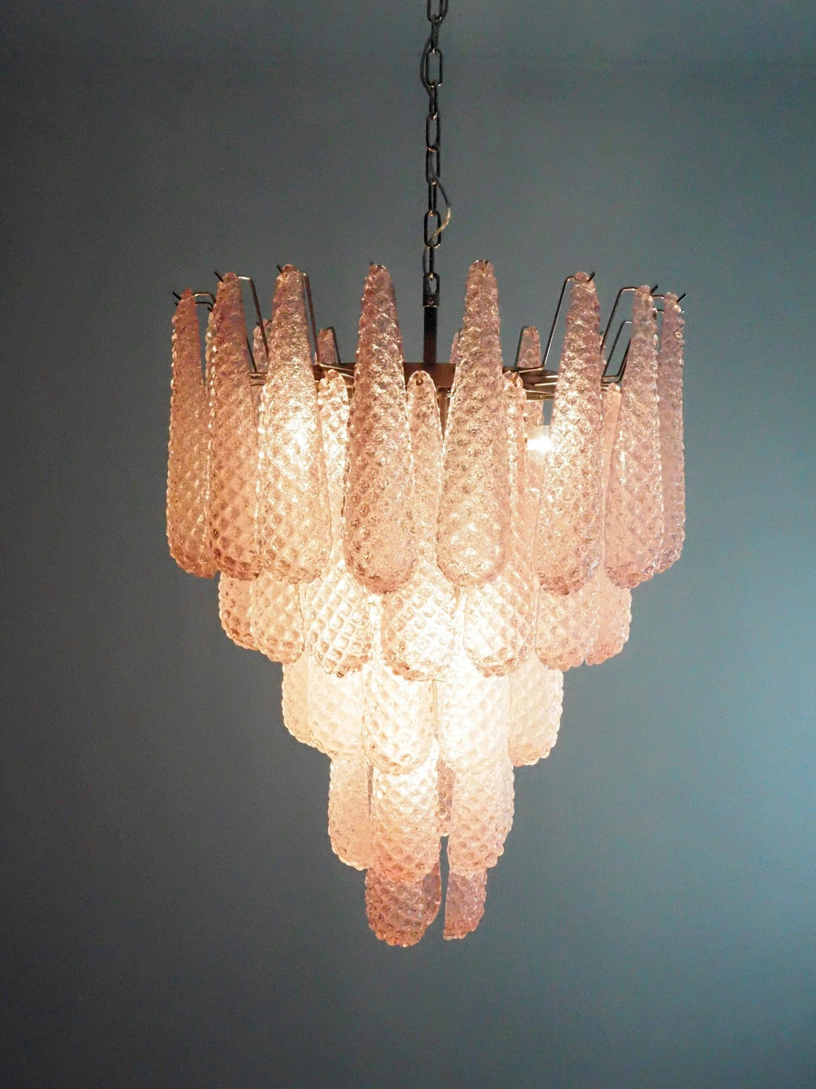 Murano Lysekrone – 52 Rosa Dråpeglass – detalj 10 – Murano Classics