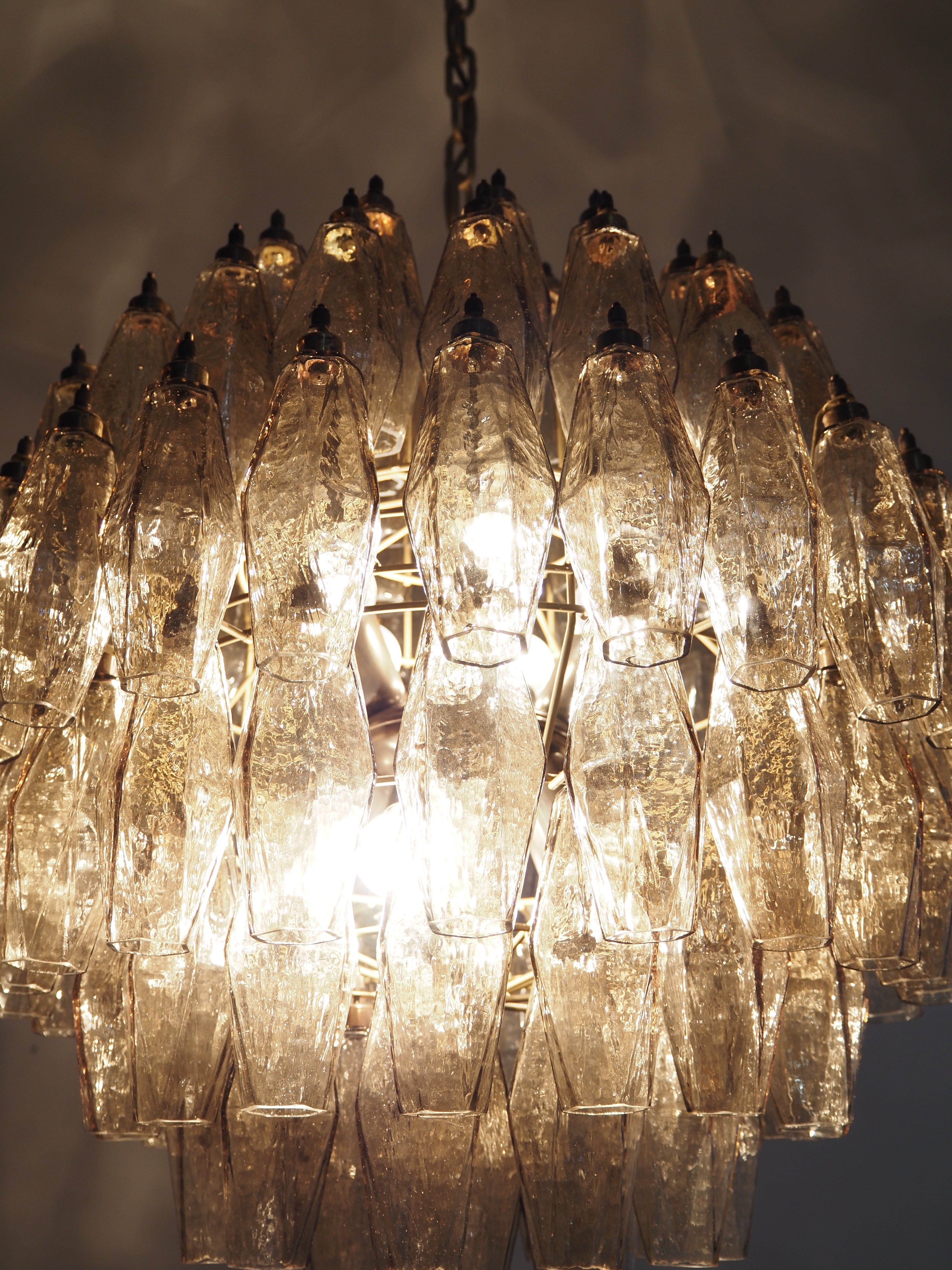 Murano Lysekrone – 140 Røykfargede Poliedriglass – detalj 4 – Murano Classics