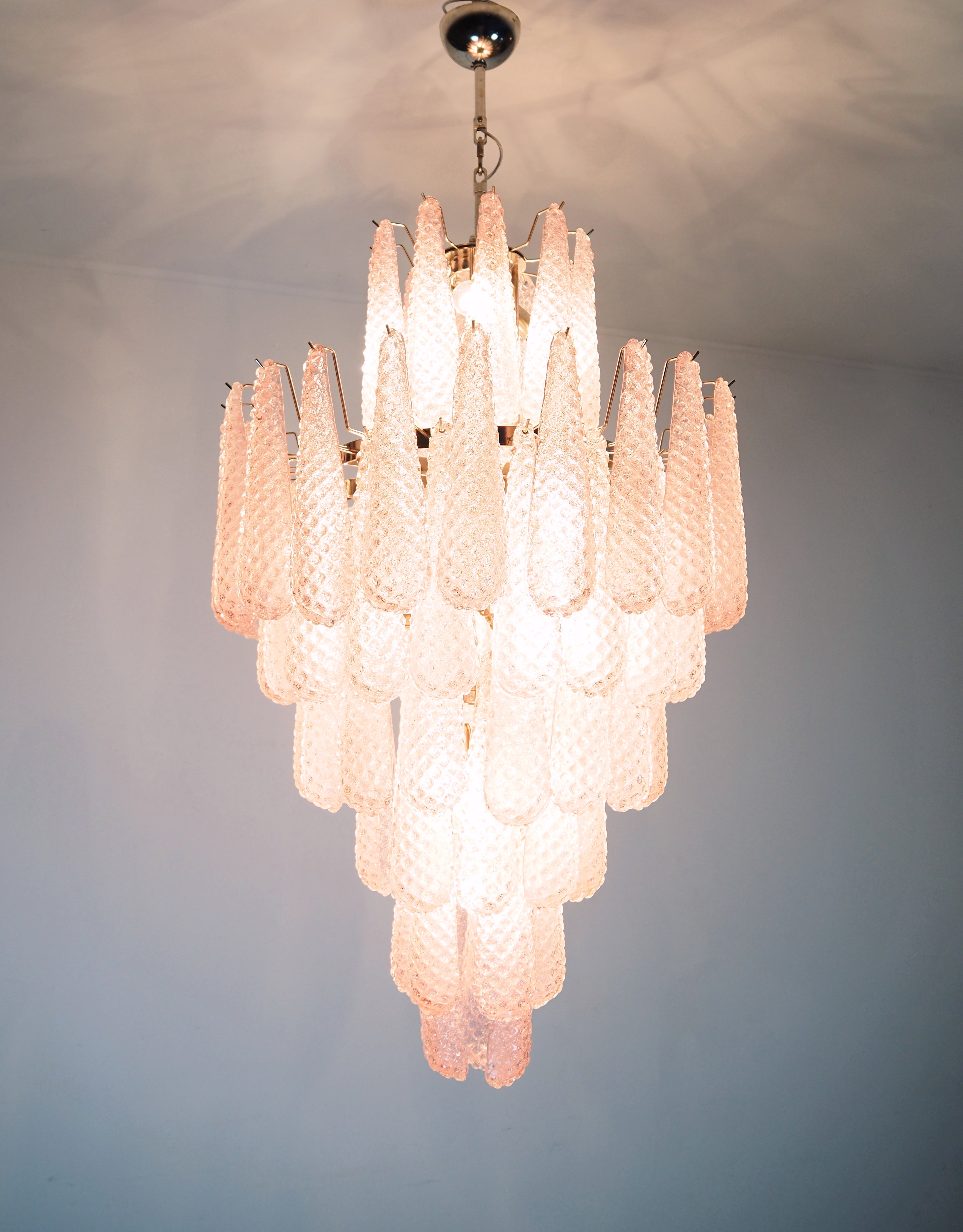 Murano Lysekrone – 85 Rosa Dråpeglass – detalj 2 – Murano Classics