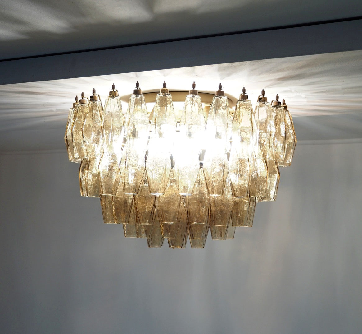 Murano Lysekrone – 84 Røyk Poliedriglass – detalj 8 – Murano Classics