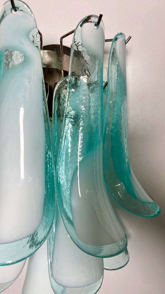 Murano Vegglampe – 10 Hvite Turkise Lattimo Konglebladglass – 2 stk – detalj 7 – Murano Classics