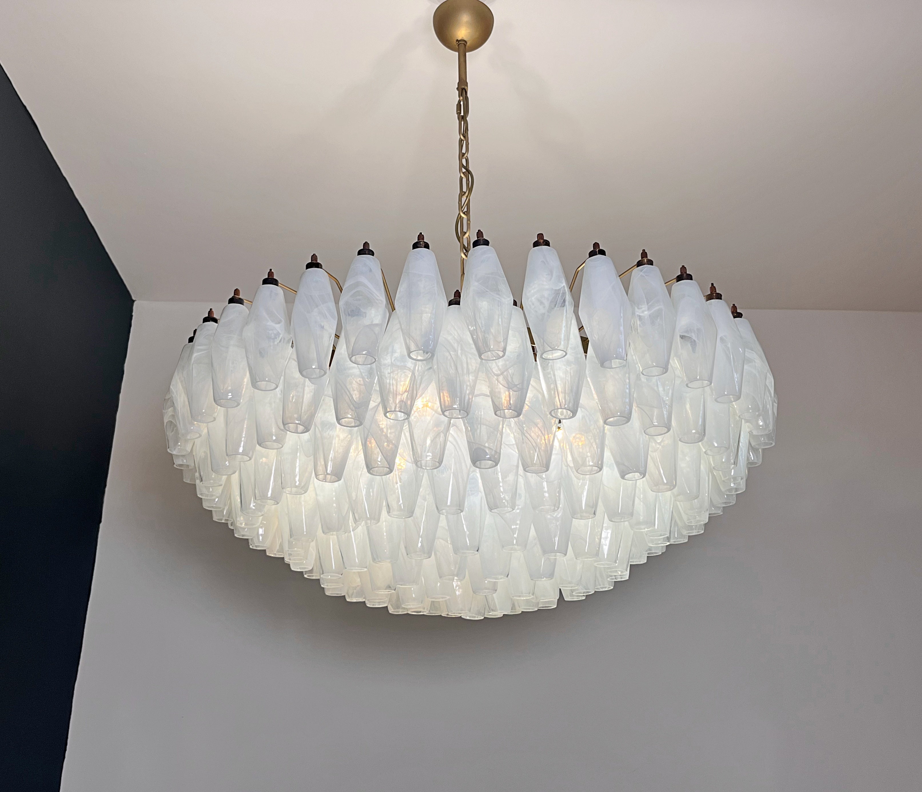 Murano Lysekrone – 185 Alabaster hvit Poliedriglass – detalj 3 – Murano Classics