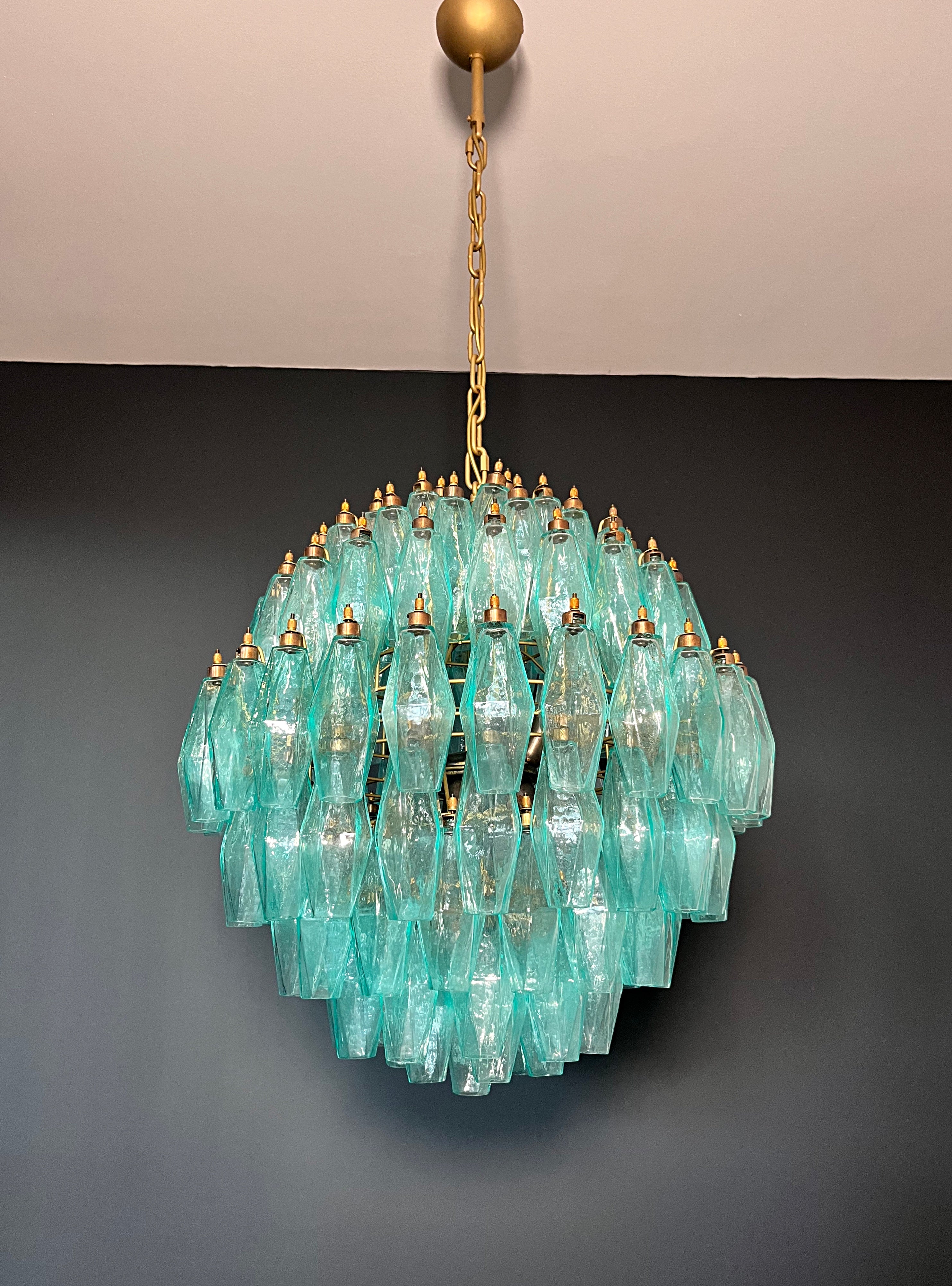 Murano Lysekrone – 140 Turkise Poliedriglass – Murano Classics