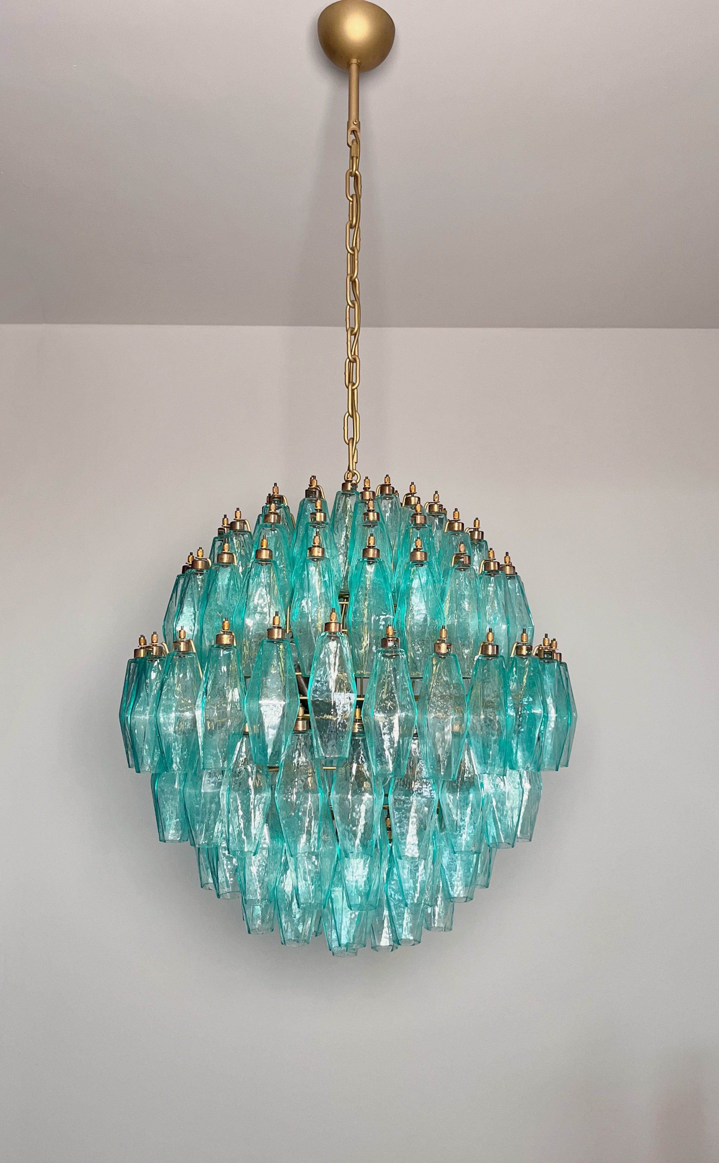 Murano Lysekrone – 140 Turkise Poliedriglass – detalj 3 – Murano Classics