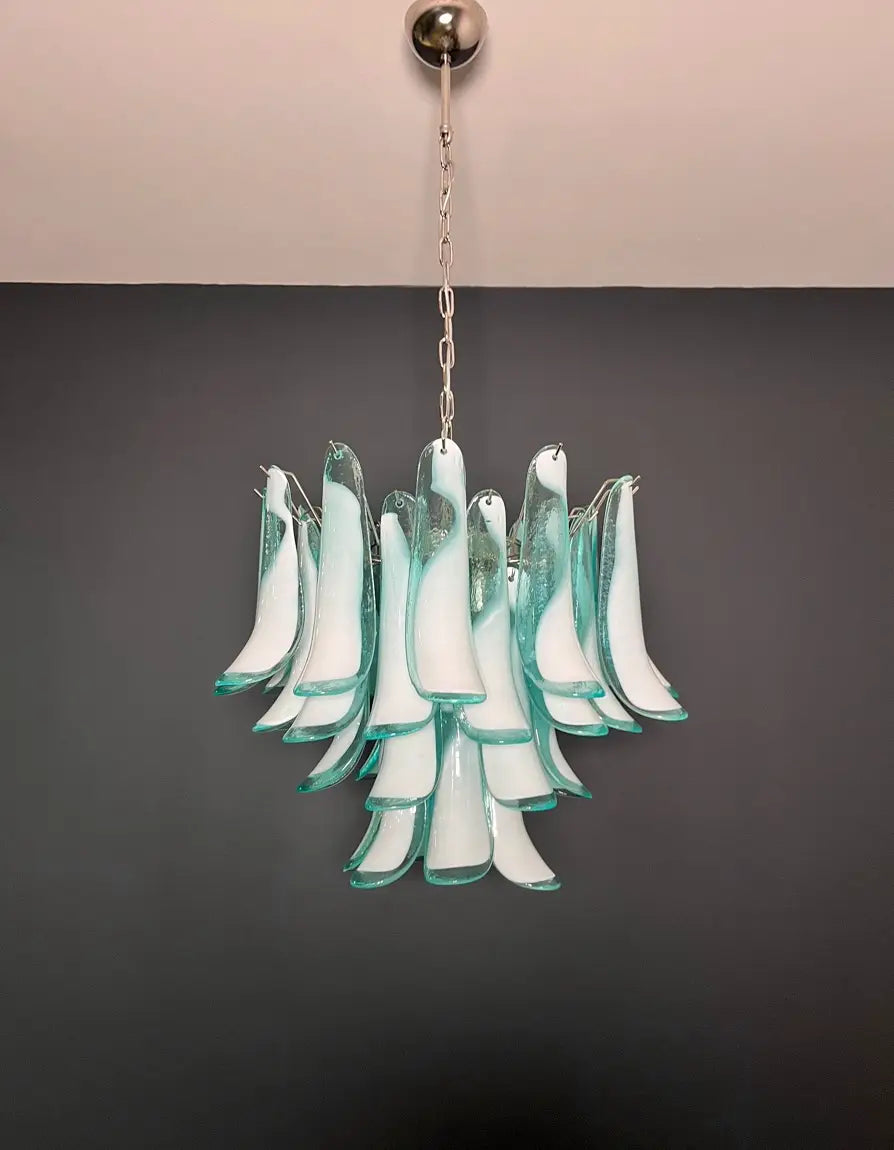Murano Lysekrone – 36 Turkise Konglebladglass – Murano Classics