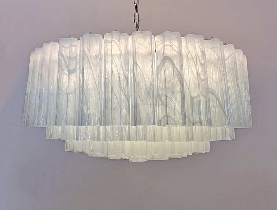Murano Lysekrone – 101 Hvite Alabaster Glassrør – detalj 2 – Murano Classics