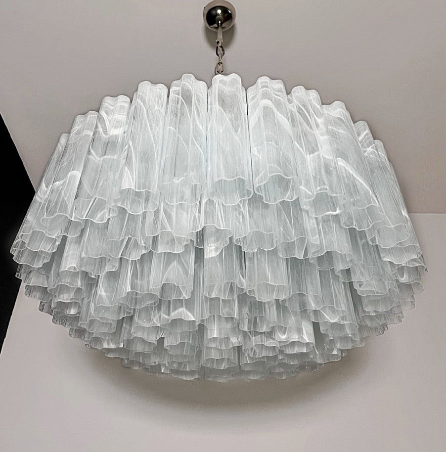 Murano Lysekrone – 101 Hvite Alabaster Glassrør – detalj 1 – Murano Classics