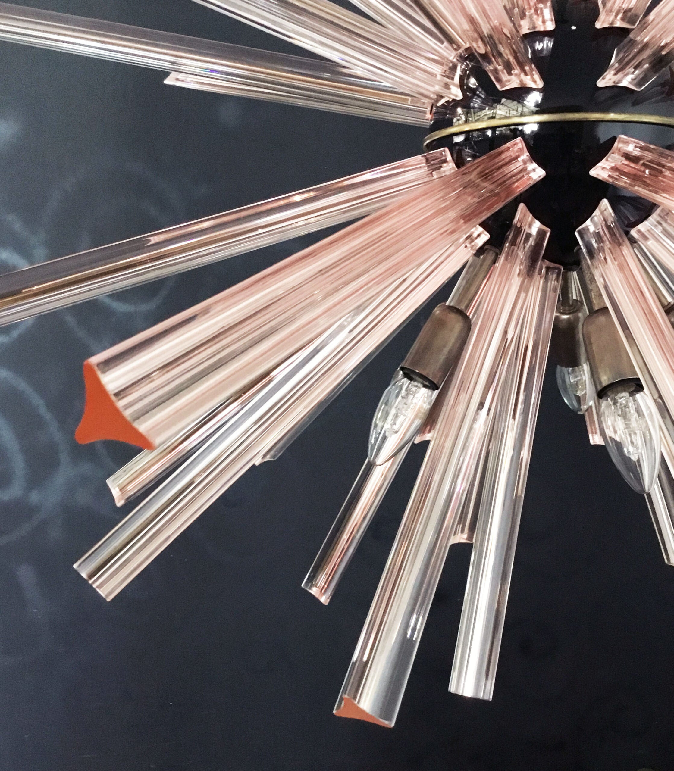 Murano Lysekrone – 50 Rosa Sputnik – detalj 3 – Murano Classics