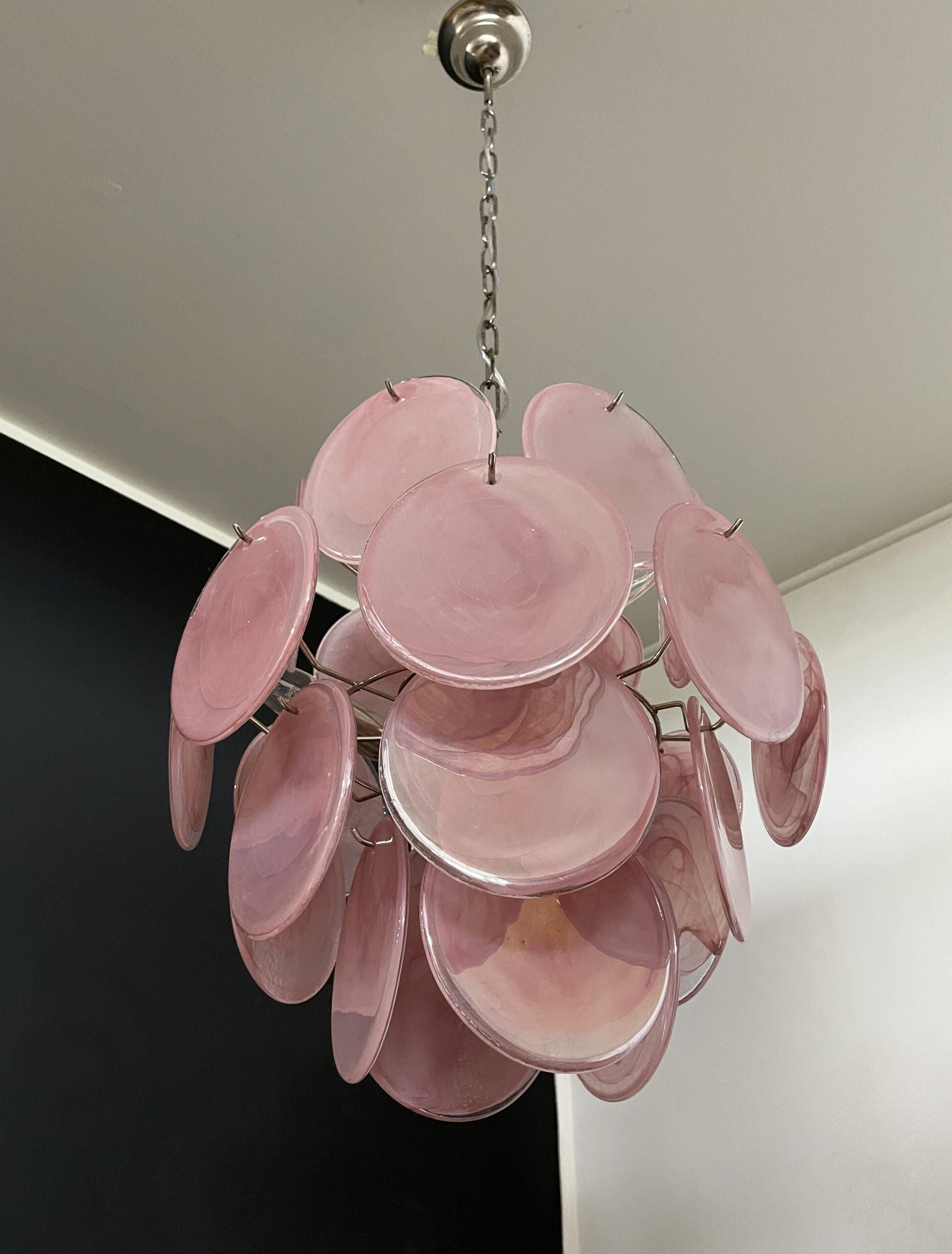Murano Lysekrone – 24 Rosa Glassdisker – detalj 9 – Murano Classics