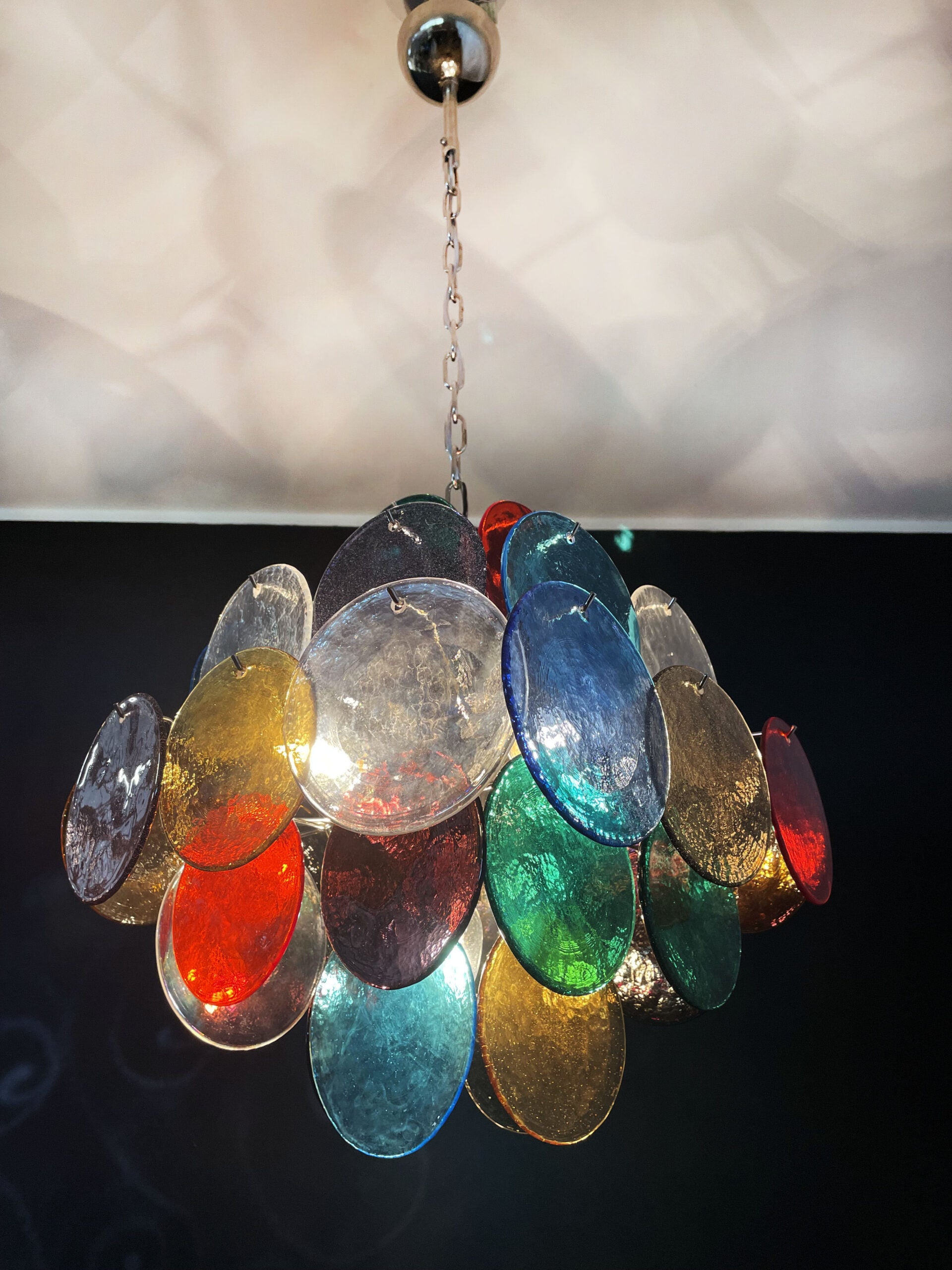 Murano Lysekrone – 36 Multifargede Glassdisker – detalj 2 – Murano Classics