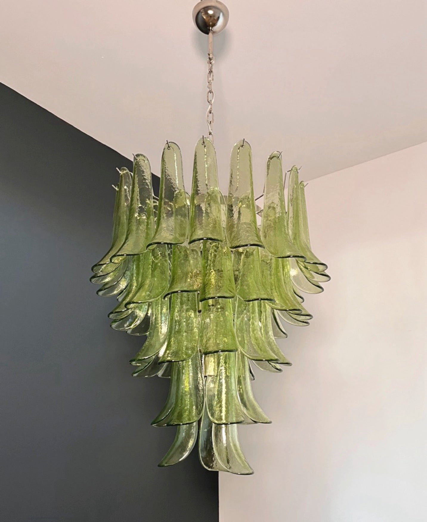 Murano Lysekrone – 52 Grønne Konglebladglass – detalj 10 – Murano Classics
