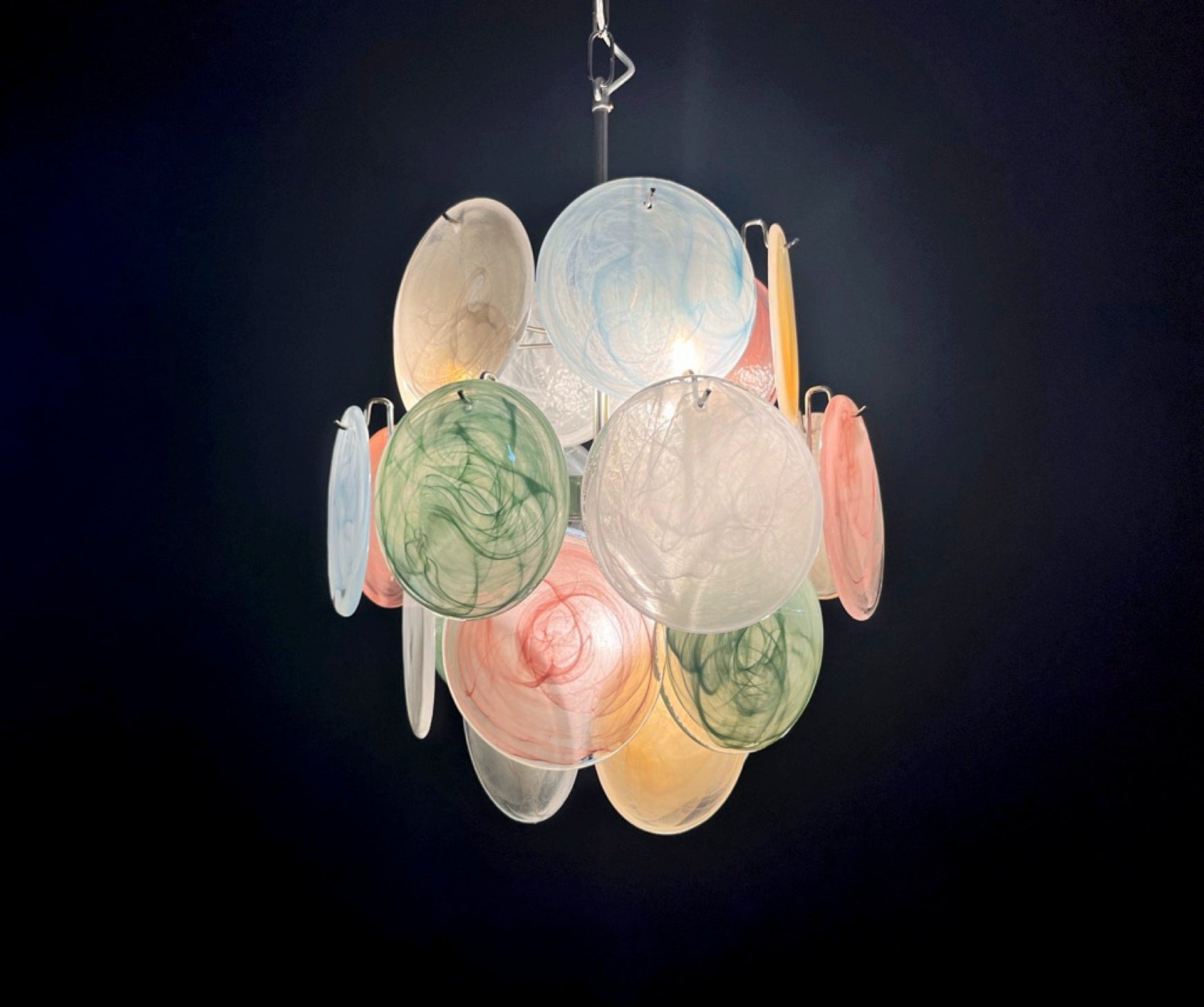 Murano Lysekrone – 24 Multifarget Alabaster Diskglass – detalj 8 – Murano Classics