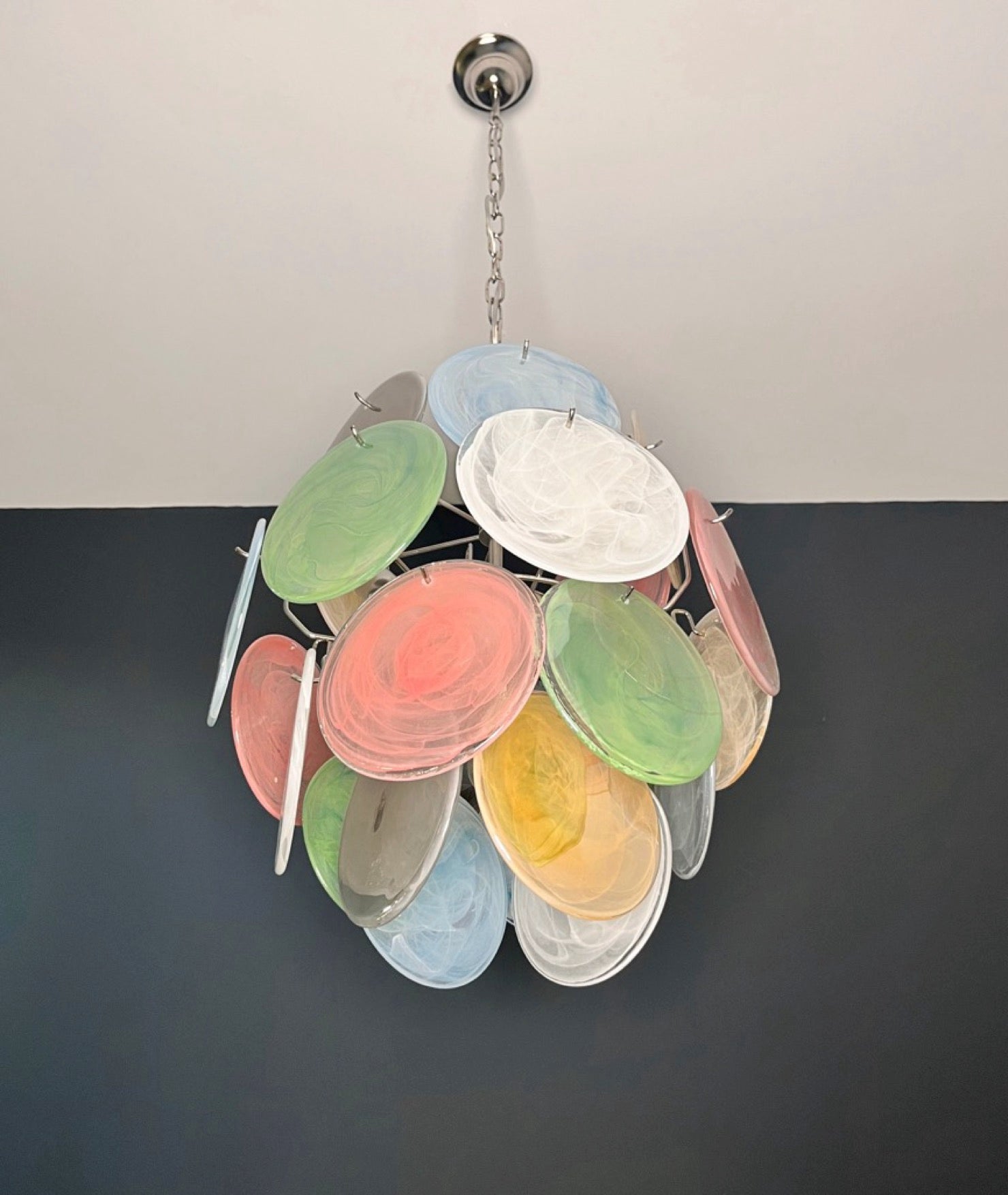 Murano Lysekrone – 24 Multifarget Alabaster Diskglass – detalj 10 – Murano Classics