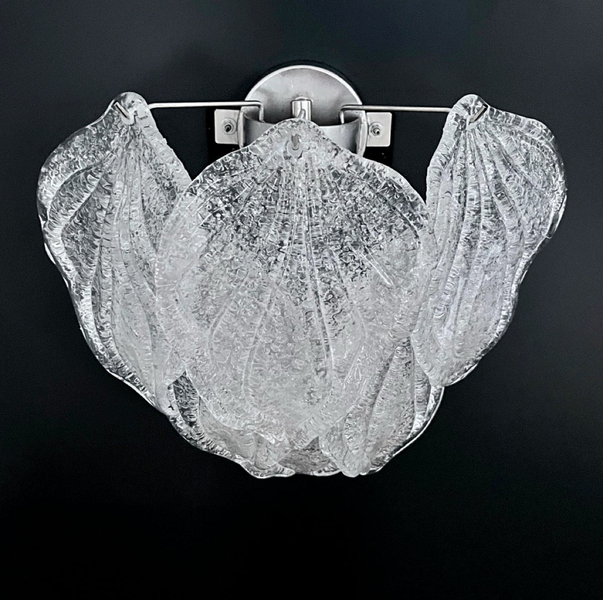 Pair of Vintage Italian Murano wall lights – 6 “fiammette” clear grit glass