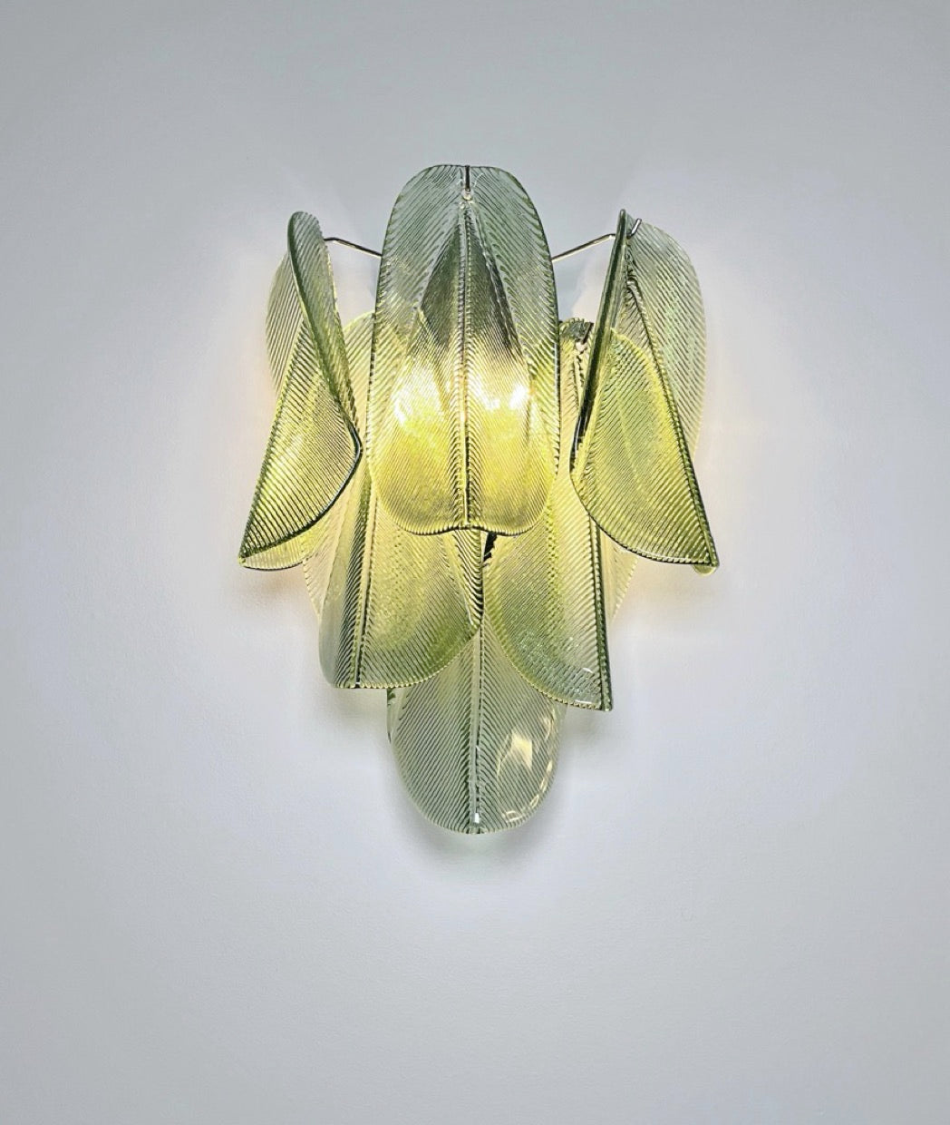Pair of Vintage Italian Murano wall lights – 12 “rondini” green glass