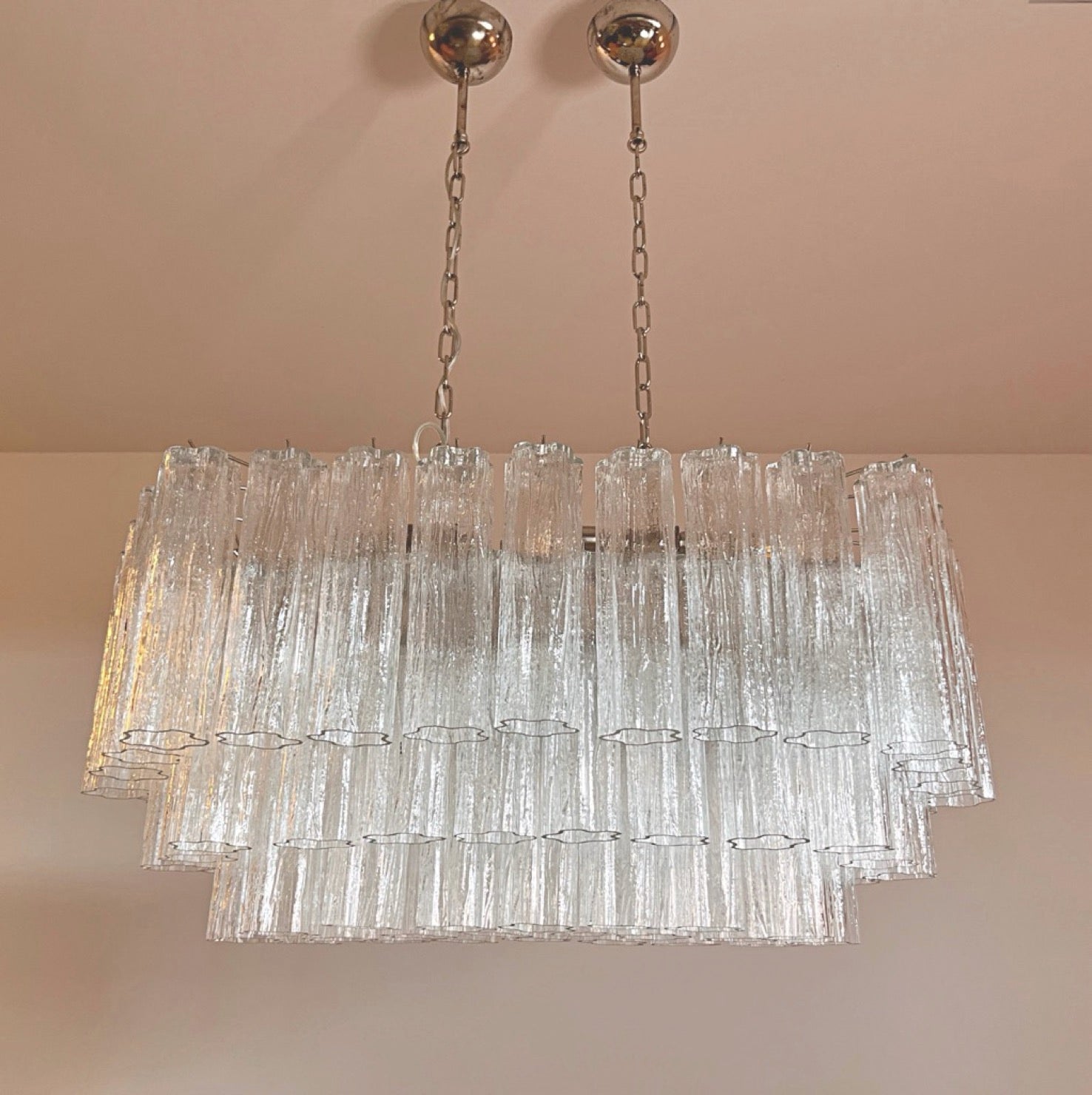 Elegant Murano tube Chandelier – 72 clear glasses