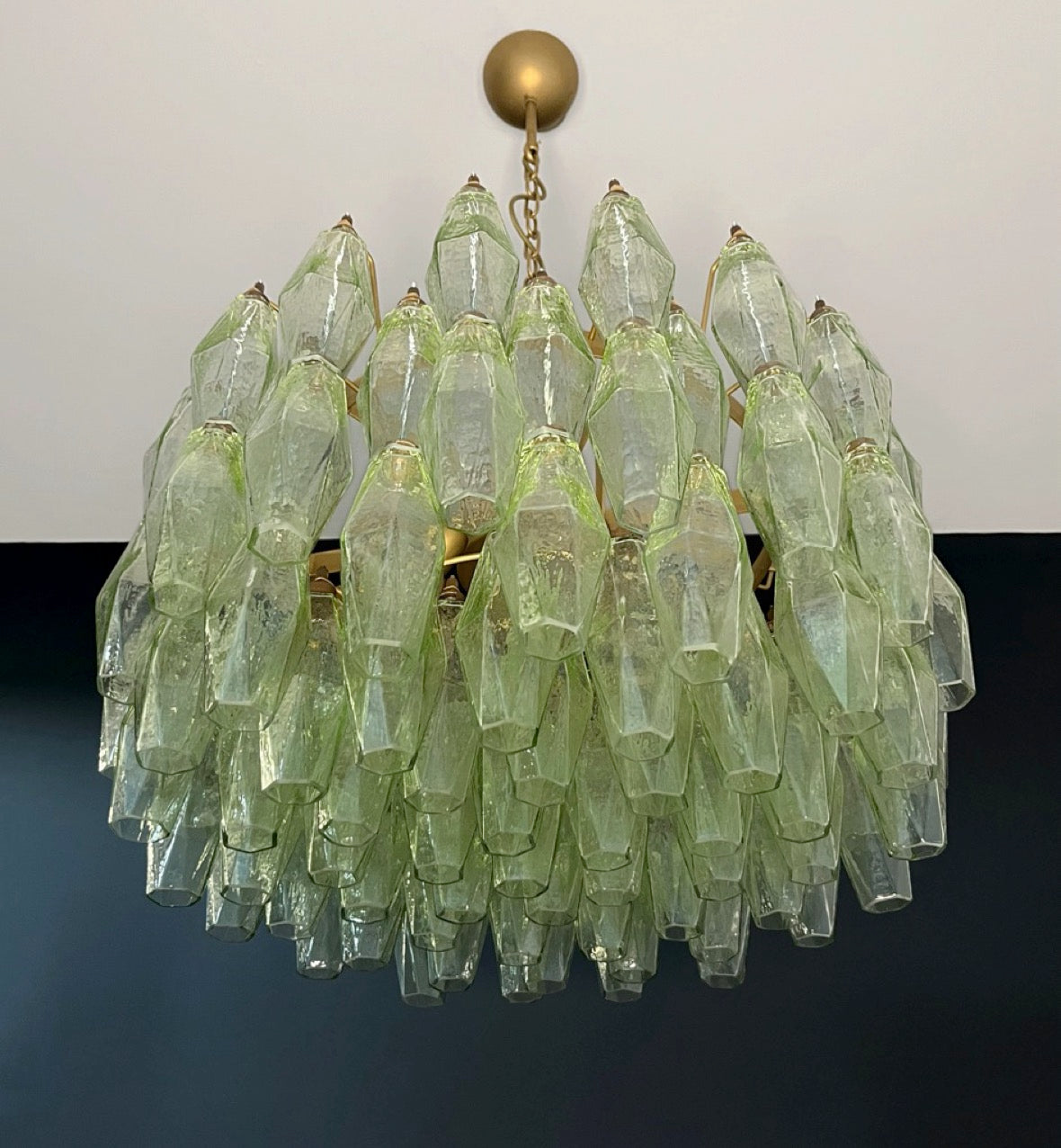 Amazing Murano glass Candelier – 107 green poliedri