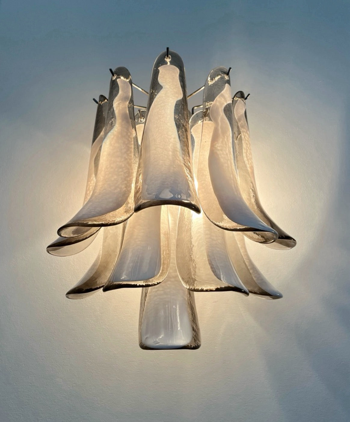 Pair of Vintage Italian Murano wall lights – Mazzega – 10 smoked lattimo glass petals