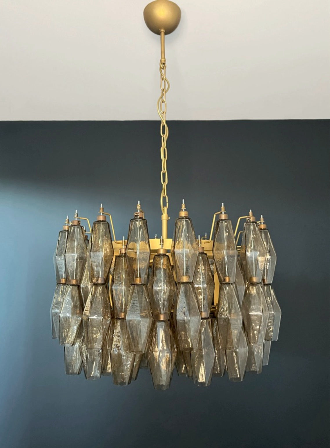 Amazing Murano glass Candelier – 107 smoked poliedri