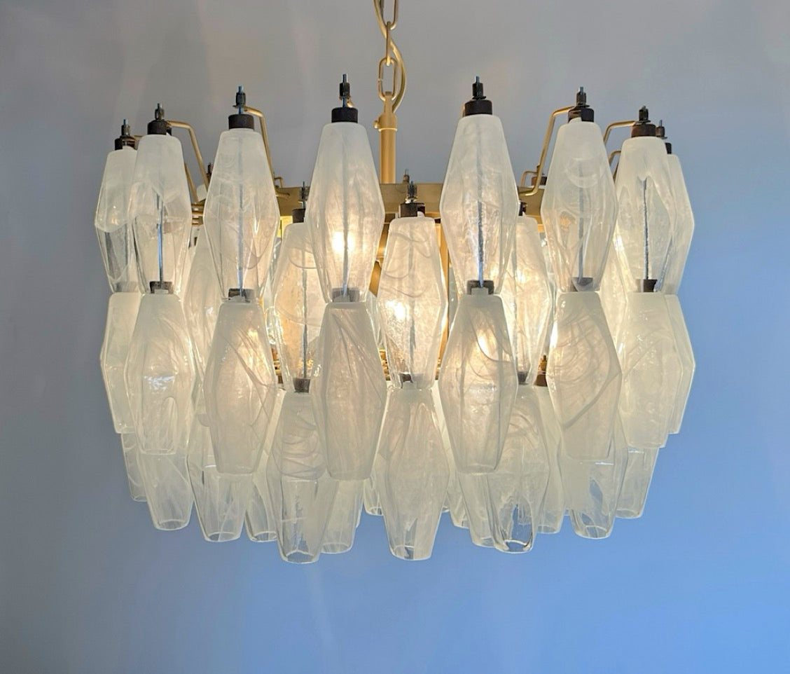 Amazing Murano glass Candelier – 107 white alabaster poliedri