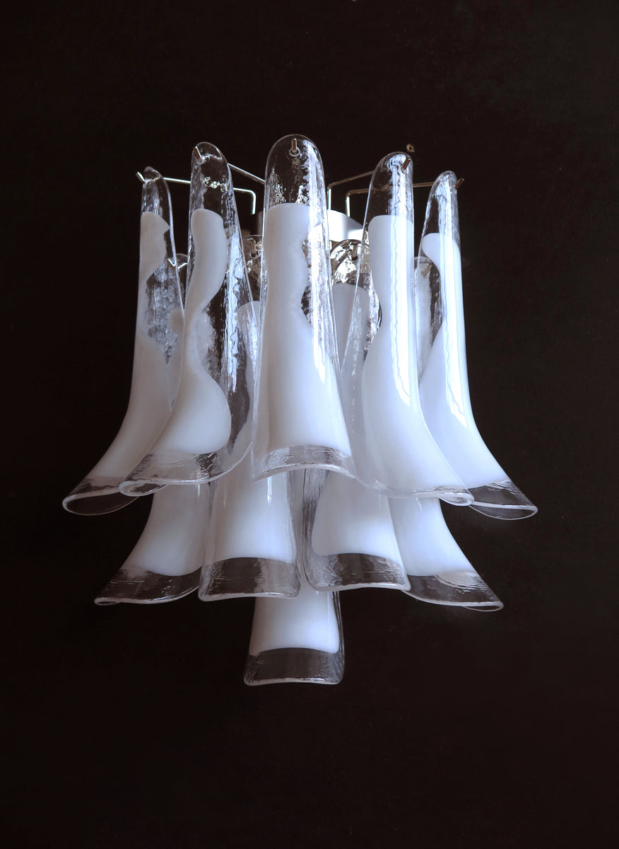 Murano Vegglampe – 10 Hvite Konglebladglass – 2 stk – Murano Classics