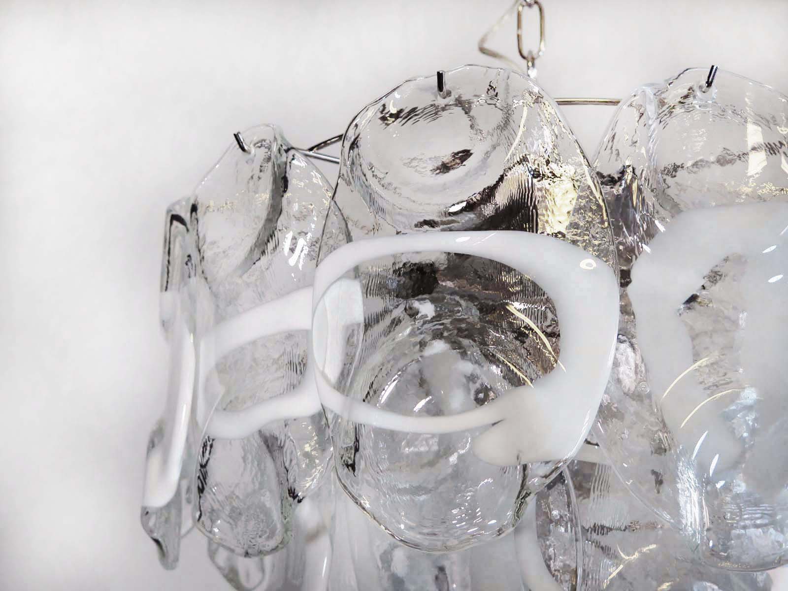 Murano Lysekrone | 23 Klare Hvite Crostoliglass