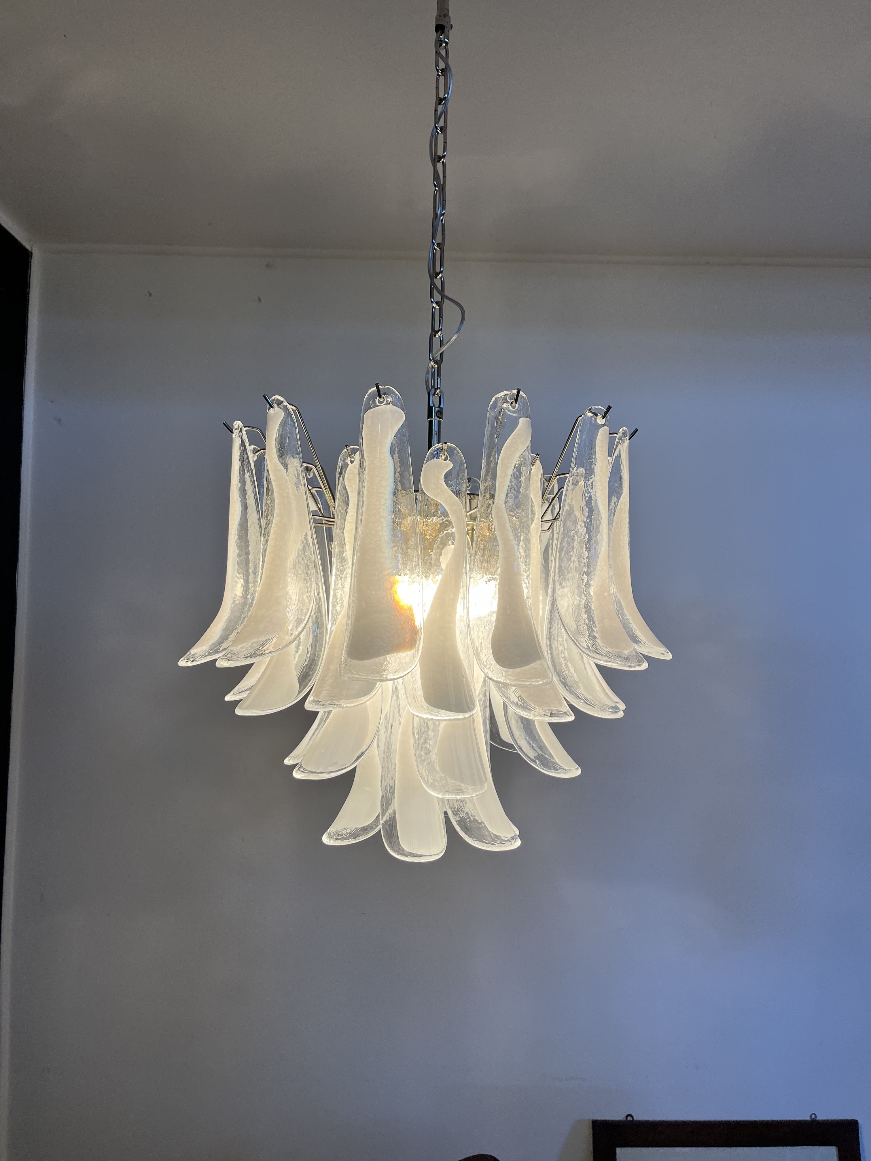 Murano Lysekrone – 36 Klare Konglebladglass – detalj 3 – Murano Classics