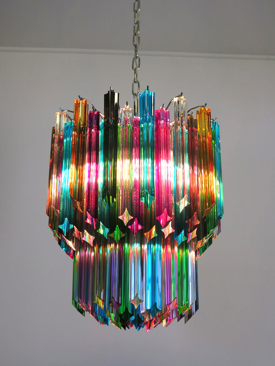 Murano Lysekrone – 107 Multifargede Prismeglass – Murano Classics