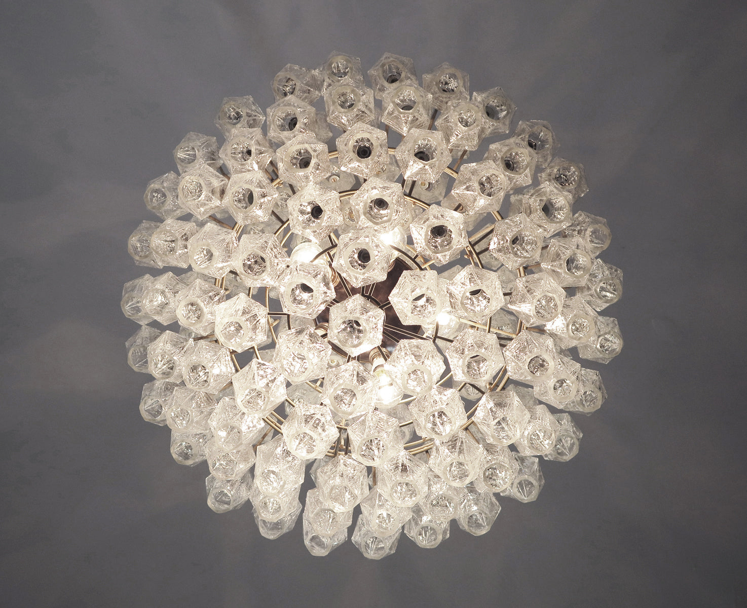 Murano Lysekrone – 140 Klare Poliedriglass – detalj 1 – Murano Classics