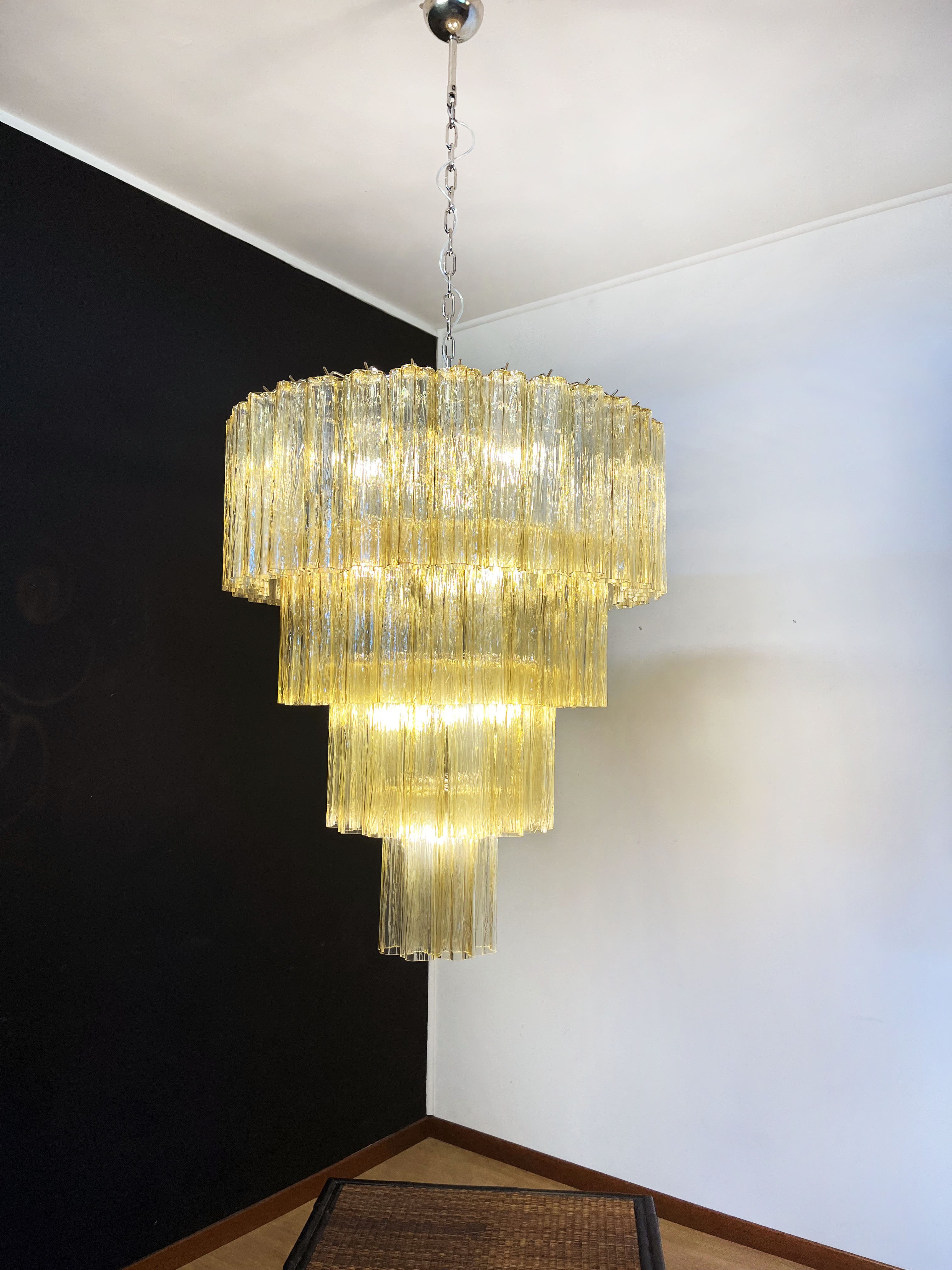 Murano Lysekrone – 78 Gule Glassrør – detalj 4 – Murano Classics