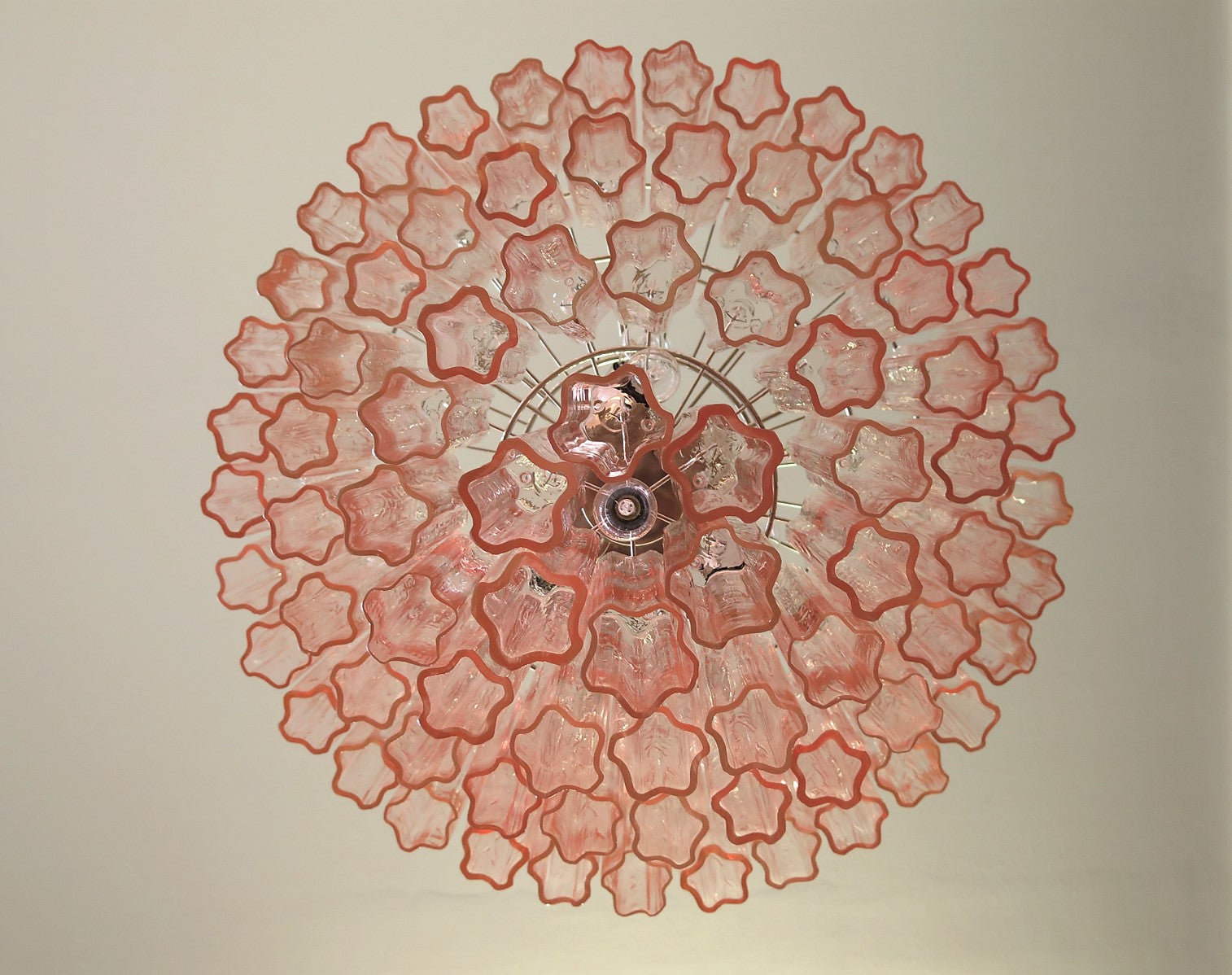 Murano Lysekrone – 78 Rosa Glassrør – detalj 1 – Murano Classics