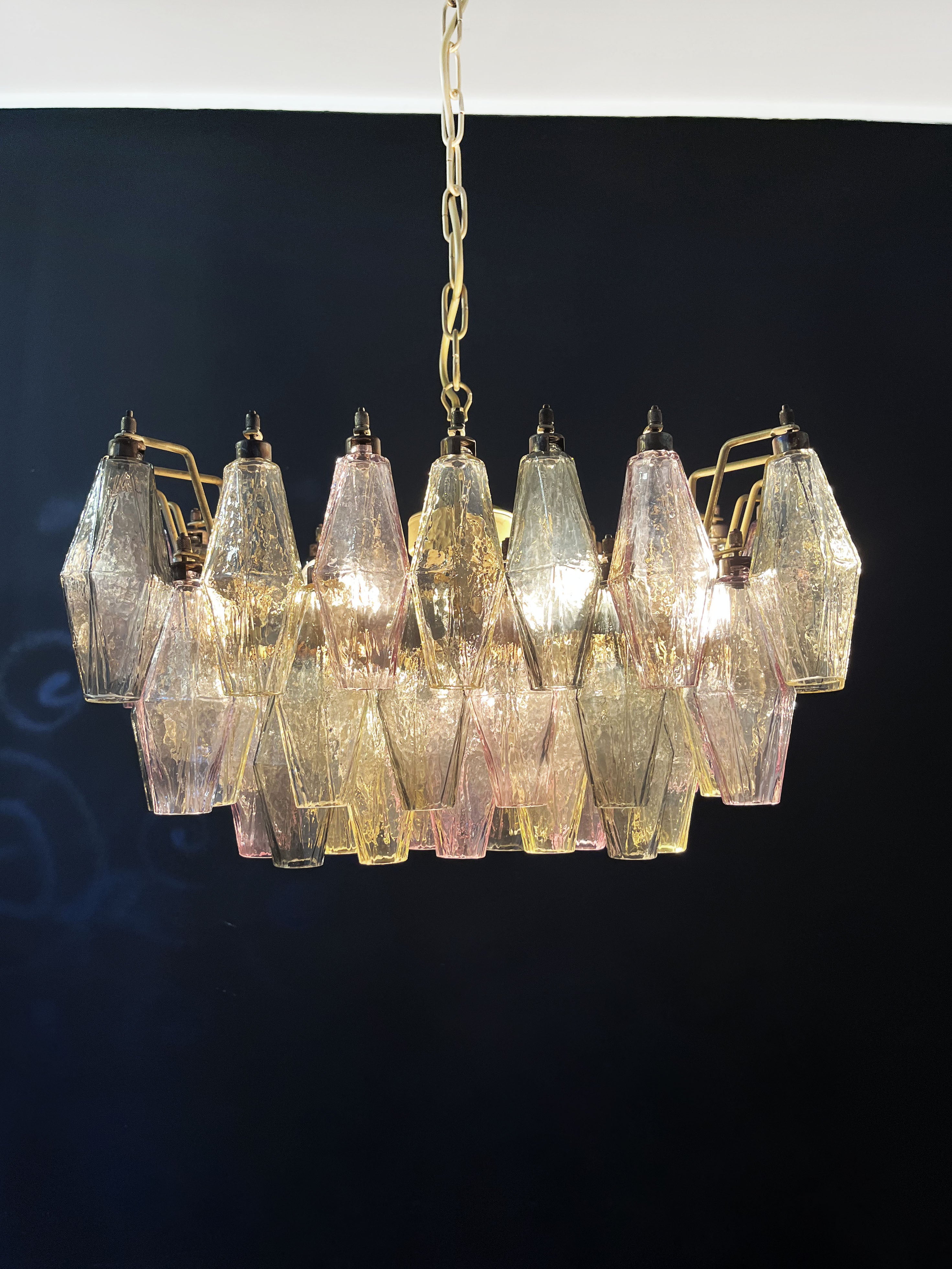 Murano Lysekrone – 56 Multifargede Poliedriglass – detalj 7 – Murano Classics