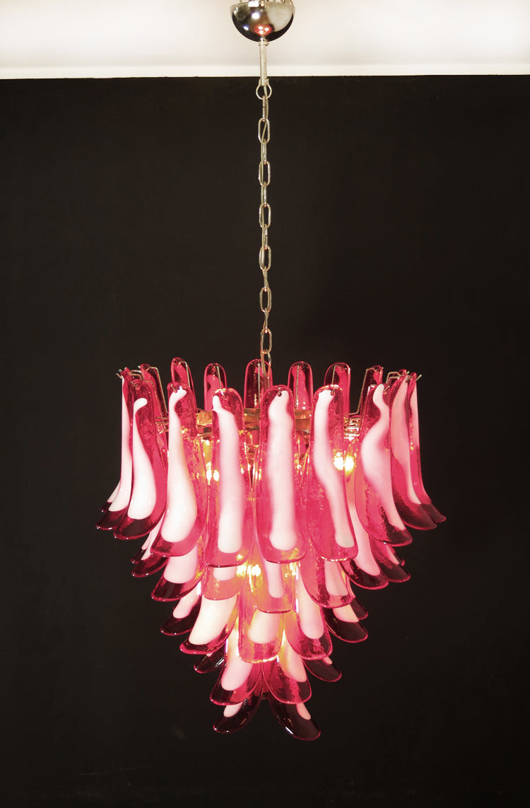 Murano Lysekrone – 52 Røde Konglebladglass – detalj 4 – Murano Classics