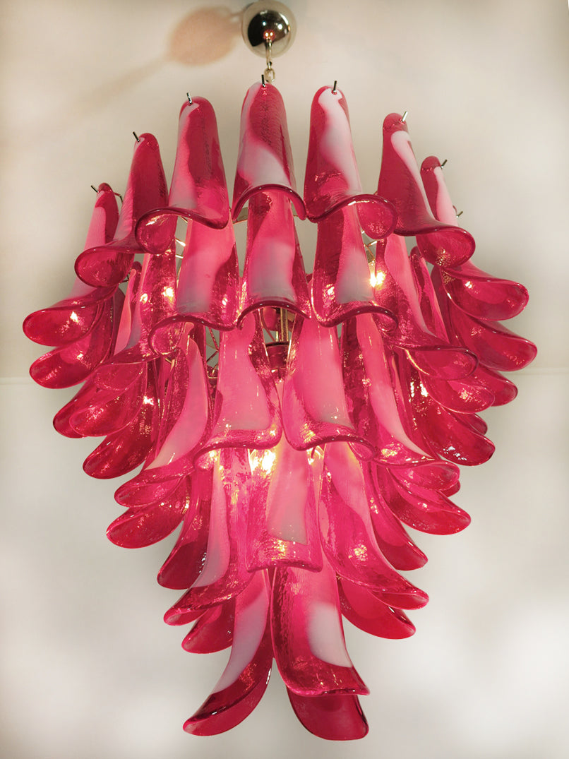 Murano Lysekrone – 52 Røde Konglebladglass – detalj 6 – Murano Classics