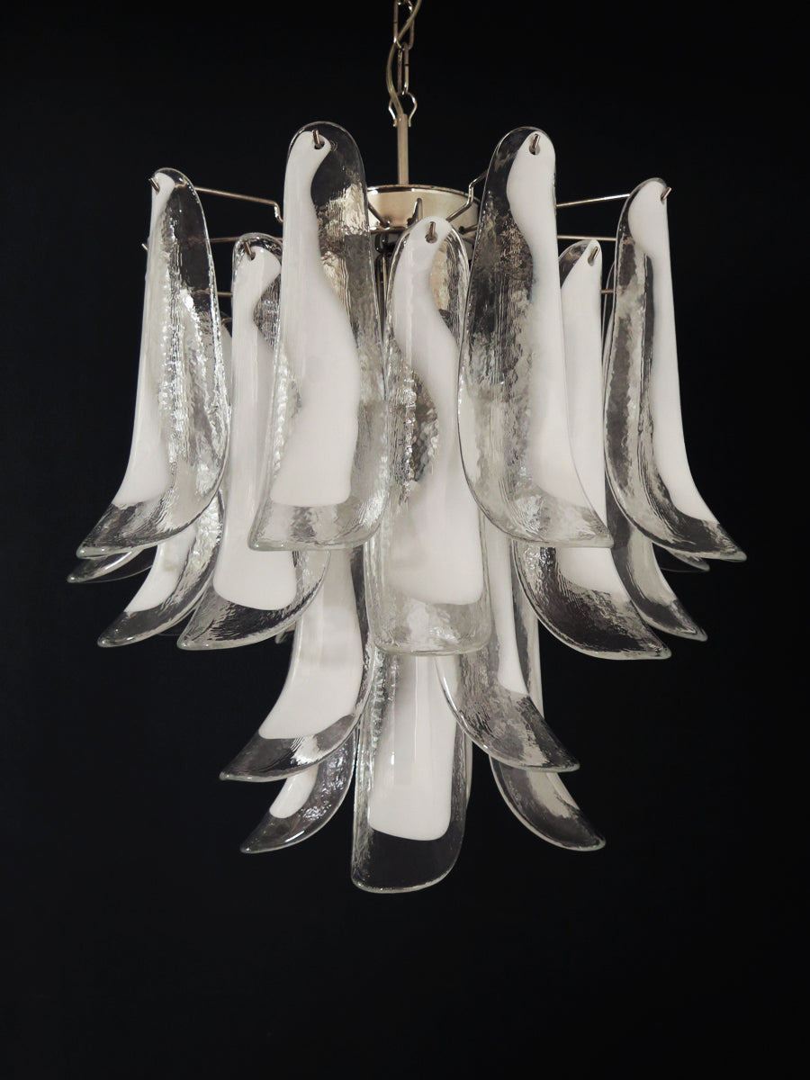 Murano Lysekrone – 26 Klare Konglebladglass – Murano Classics