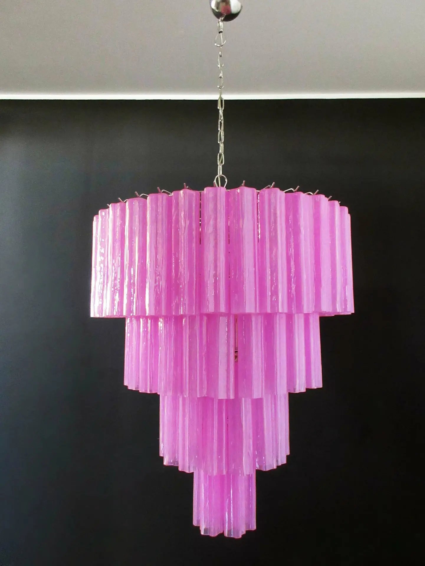 Murano Lysekrone – 78 Rosa Glassrør – Murano Classics