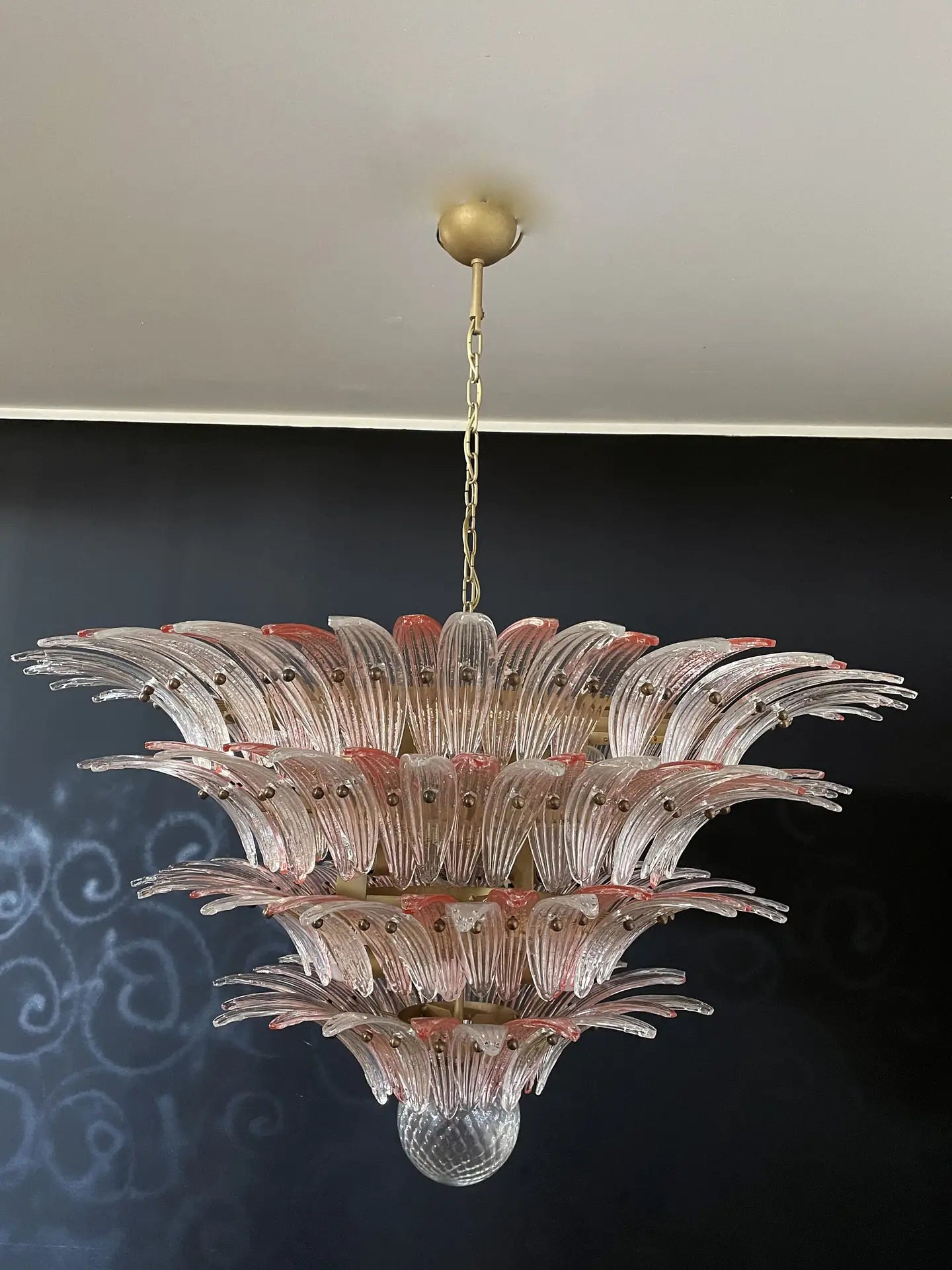 Murano Lysekrone – 163 Klare og rosa Palmeglass – Murano Classics