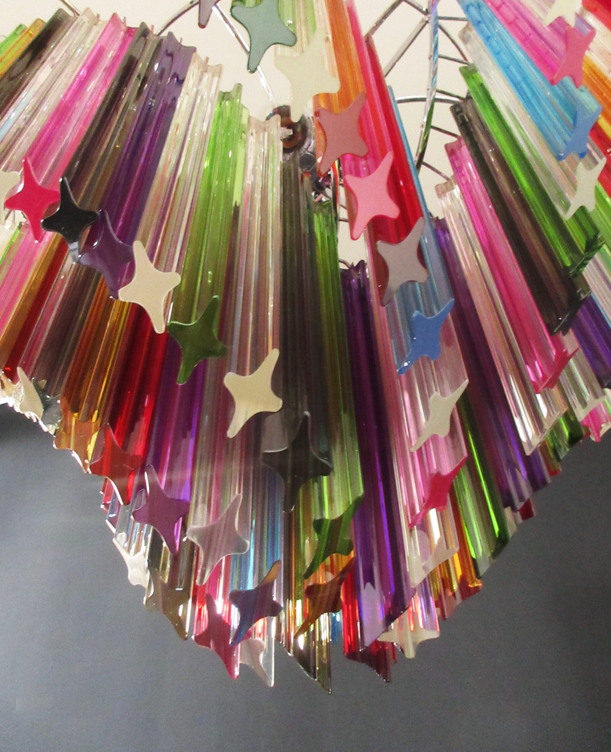 Murano Lysekrone – 200 Multifargede Prismeglass – detalj 9 – Murano Classics