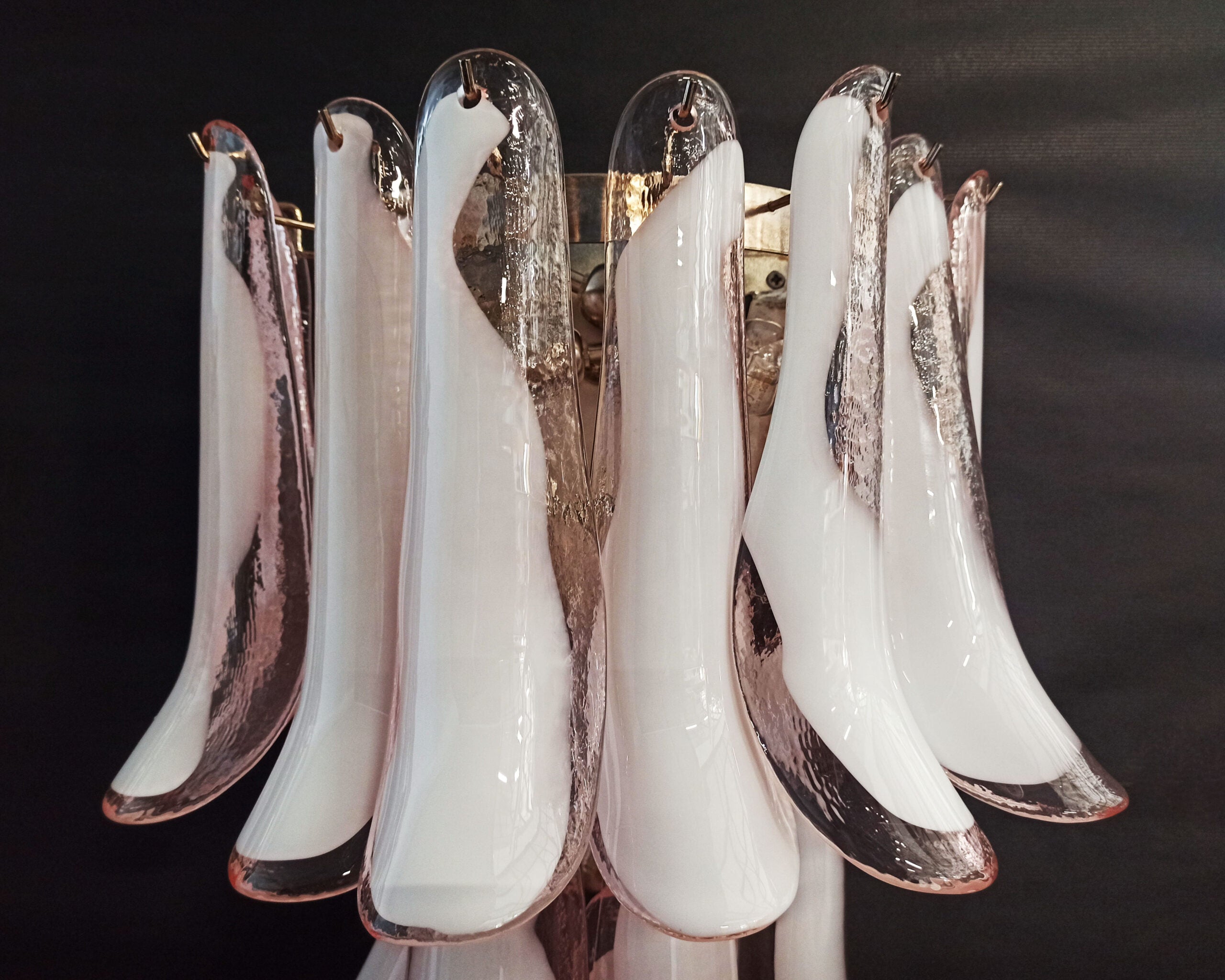 Murano Vegglampe – 16 Rosa Konglebladglass – 2 stk – detalj 3 – Murano Classics