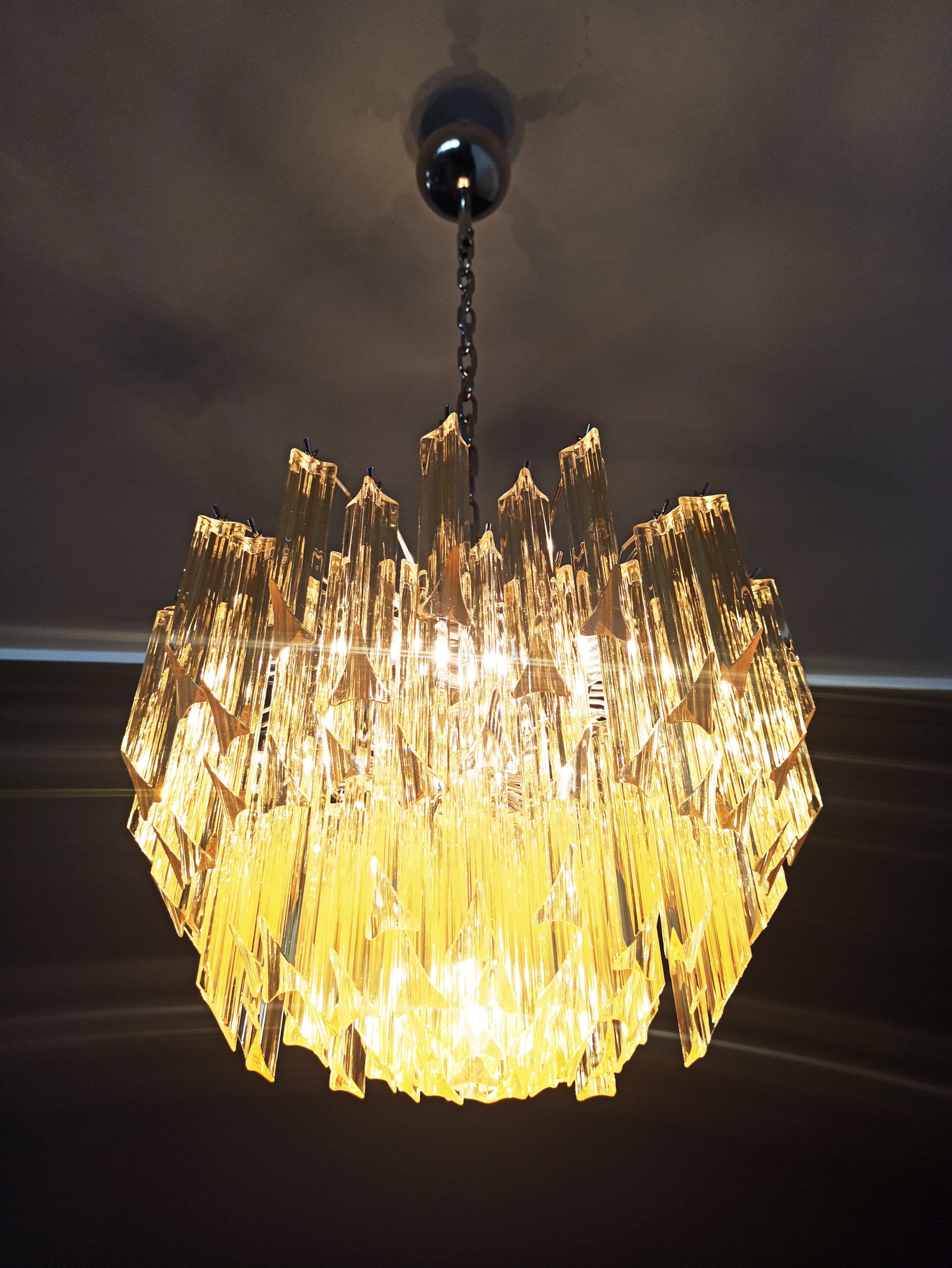 Murano Lysekrone – 107 Klare og Gule Prismeglass – detalj 4 – Murano Classics