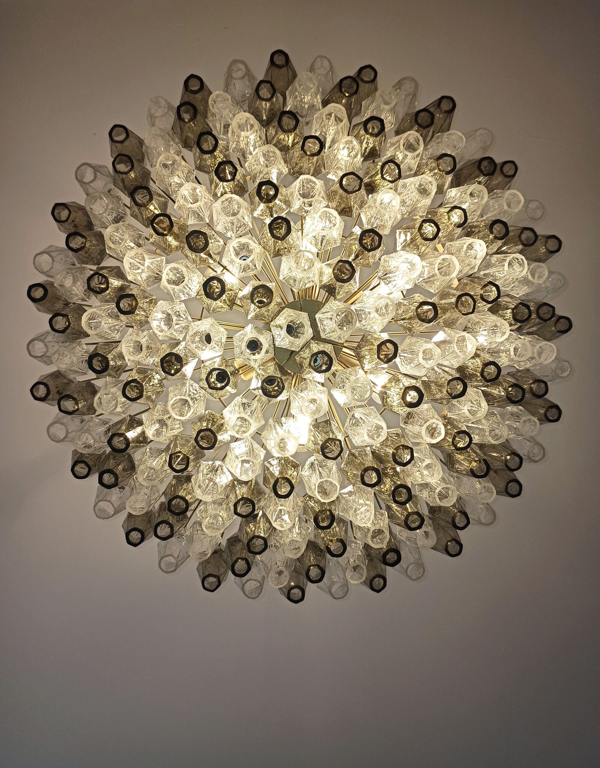 Murano Lysekrone – 185 Klare og Røykfargede Poliedriglass – detalj 5 – Murano Classics