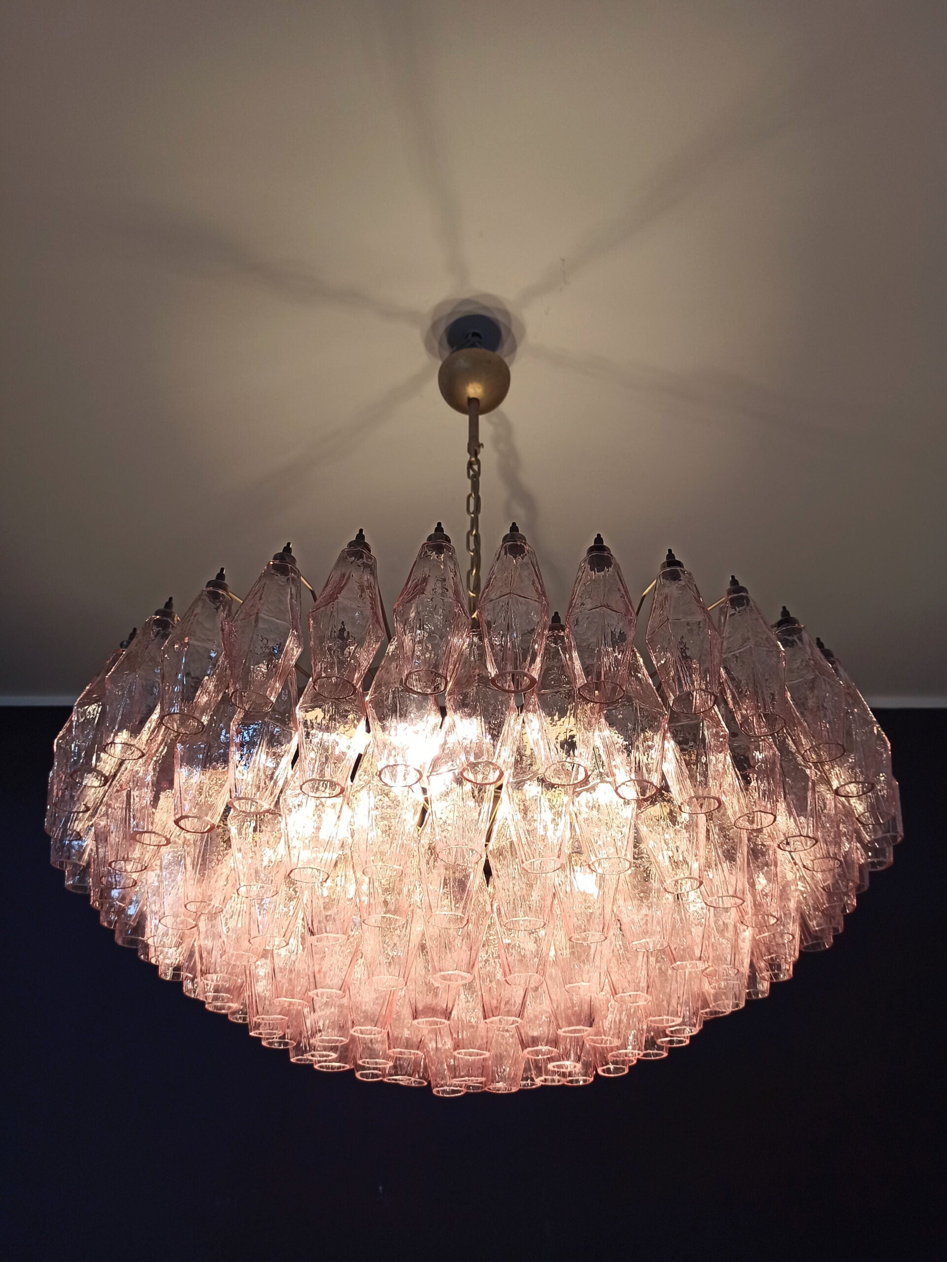 Murano Lysekrone – 185 Rosa Poliedriglass – detalj 7 – Murano Classics