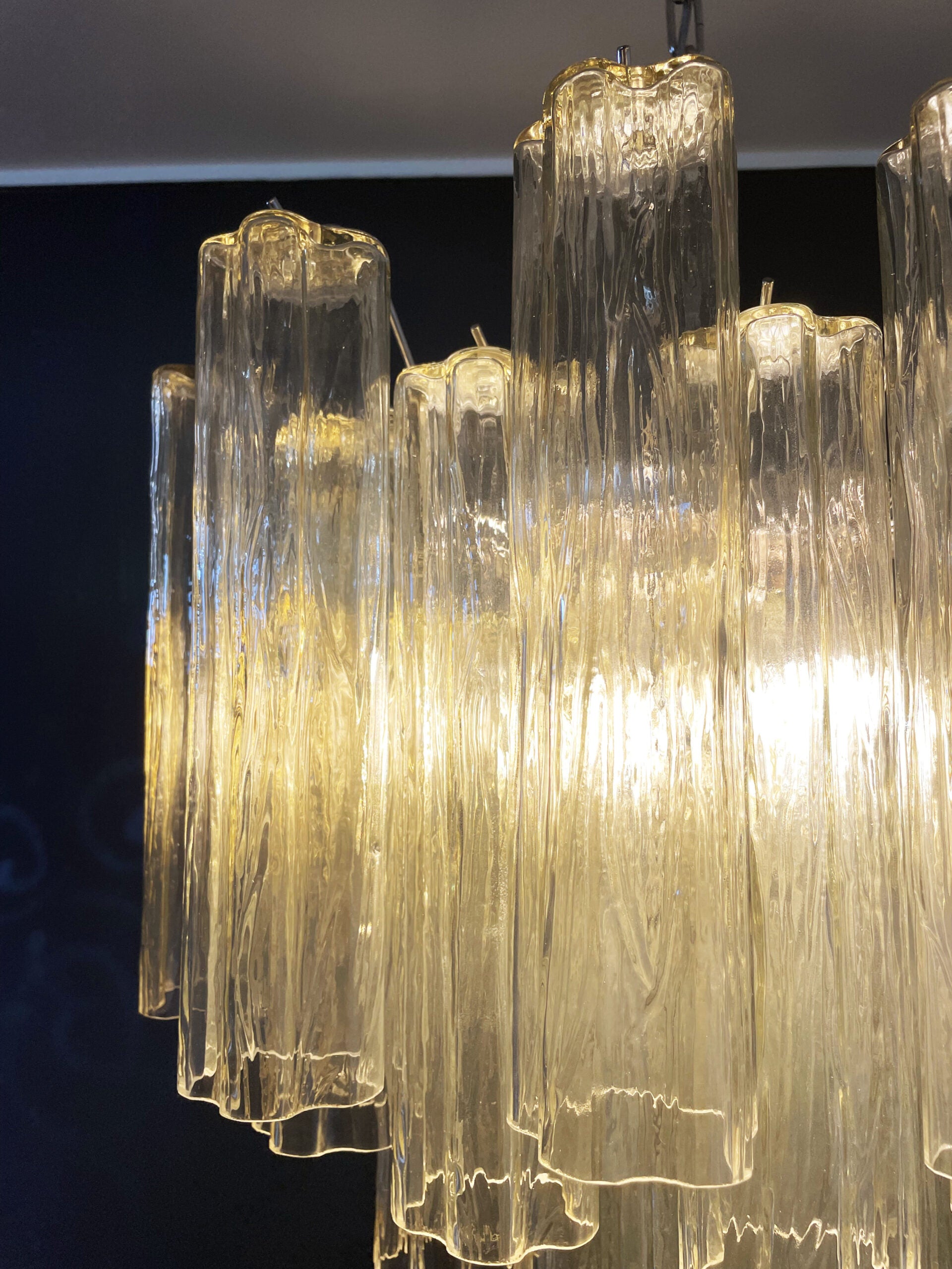 Murano Lysekrone – 36 Klare og Gule Glassrør – detalj 4 – Murano Classics