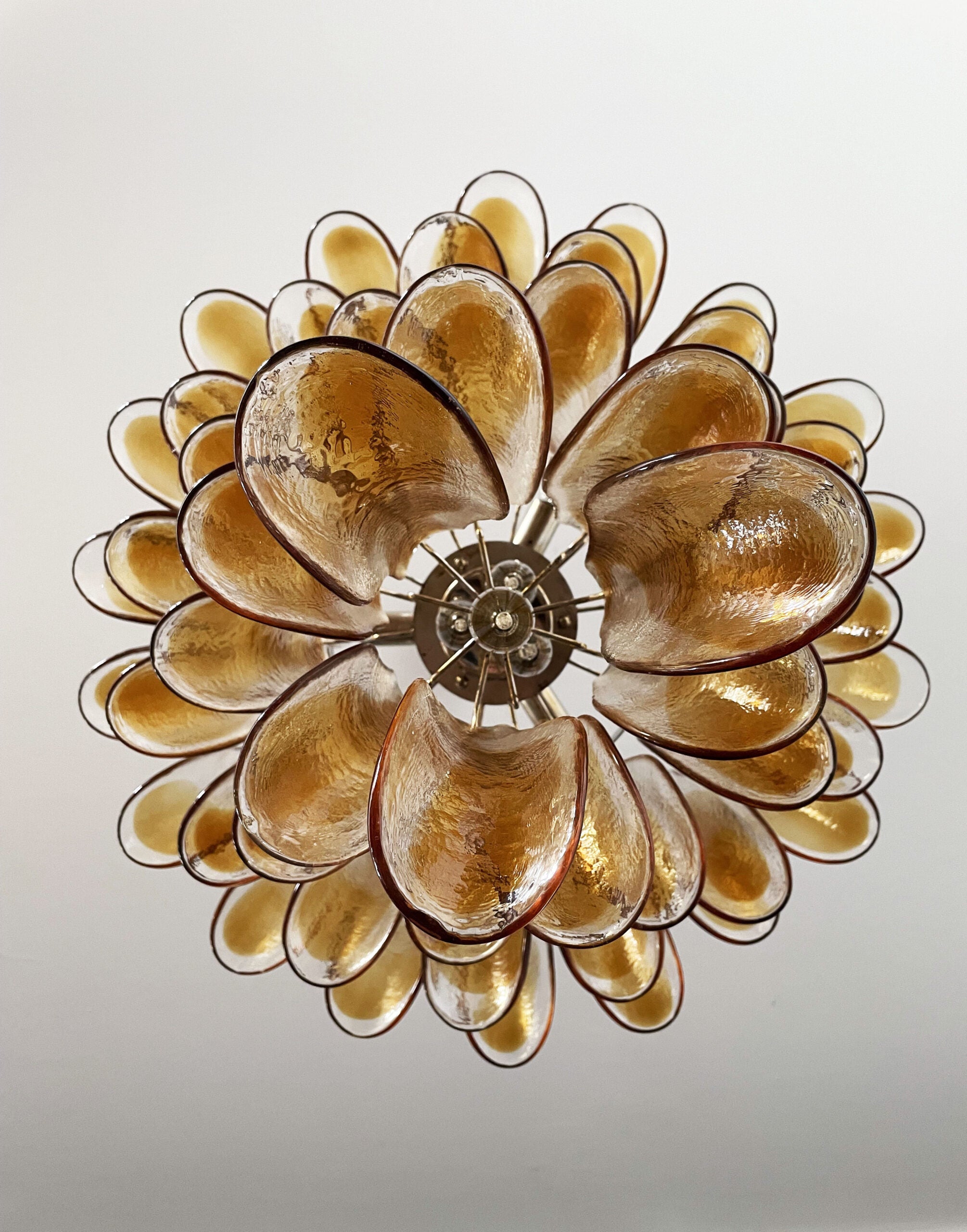 Murano Lysekrone – 52 Gule Konglebladglass – detalj 1 – Murano Classics