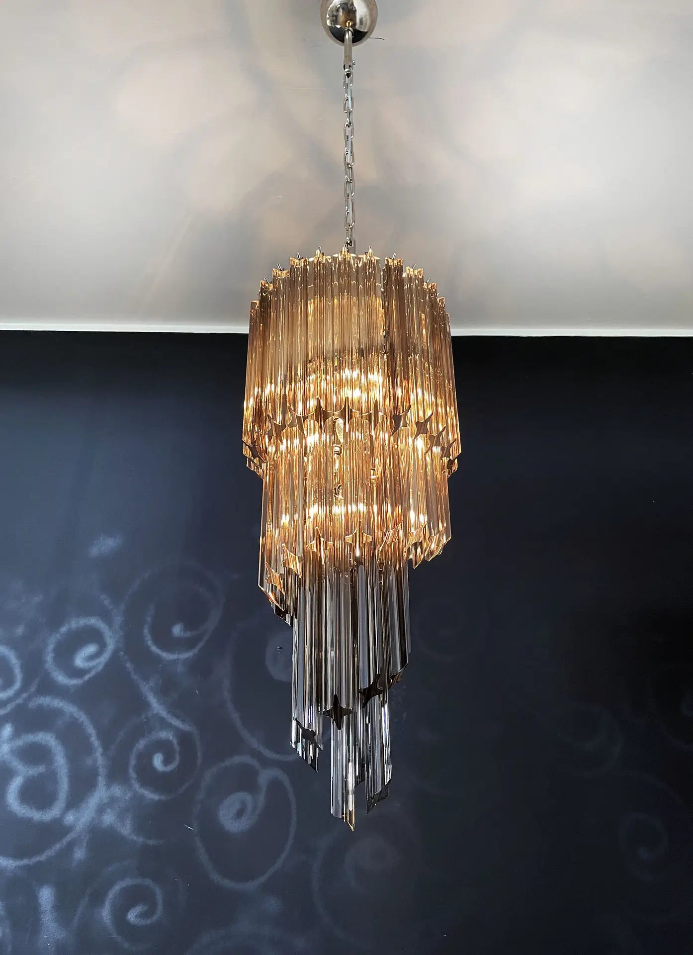 Murano Lysekrone – 54 Røykfargede Prismeglass – detalj 9 – Murano Classics