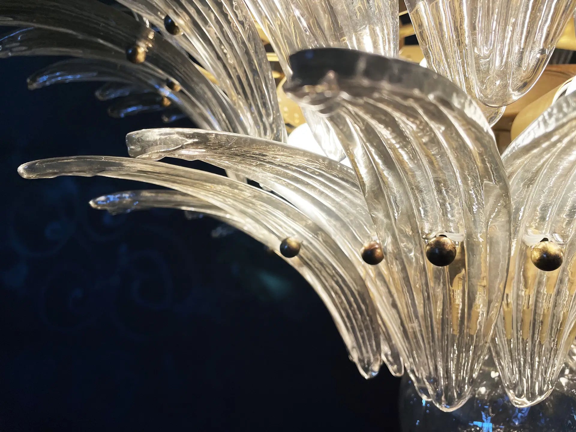 Murano Lysekrone – 104 Røykfargede Palmeglass – detalj 11 – Murano Classics
